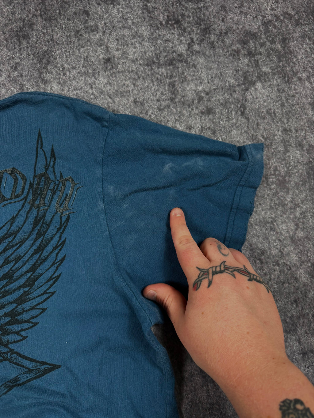(rare) 2000s affliction shirt (XL)