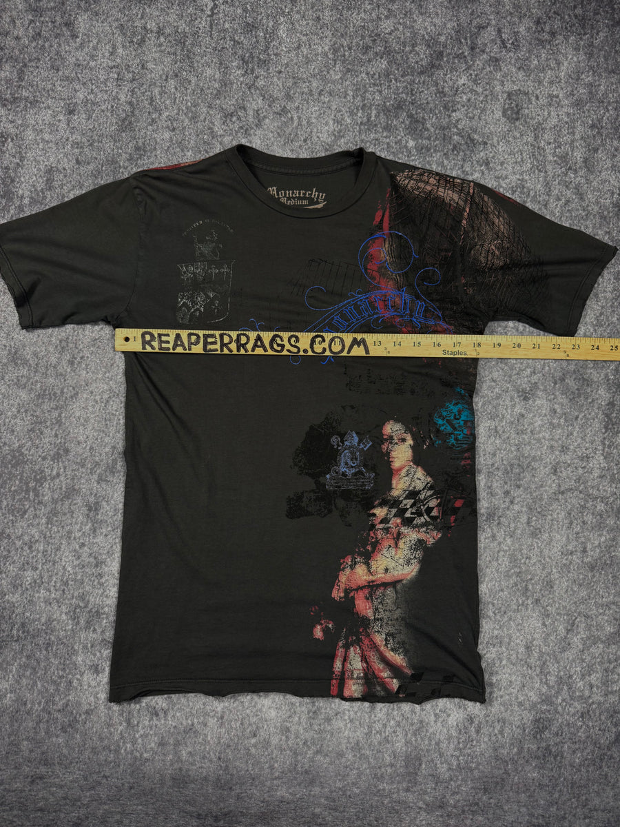 (rare) 2000s monarchy shirt (S)
