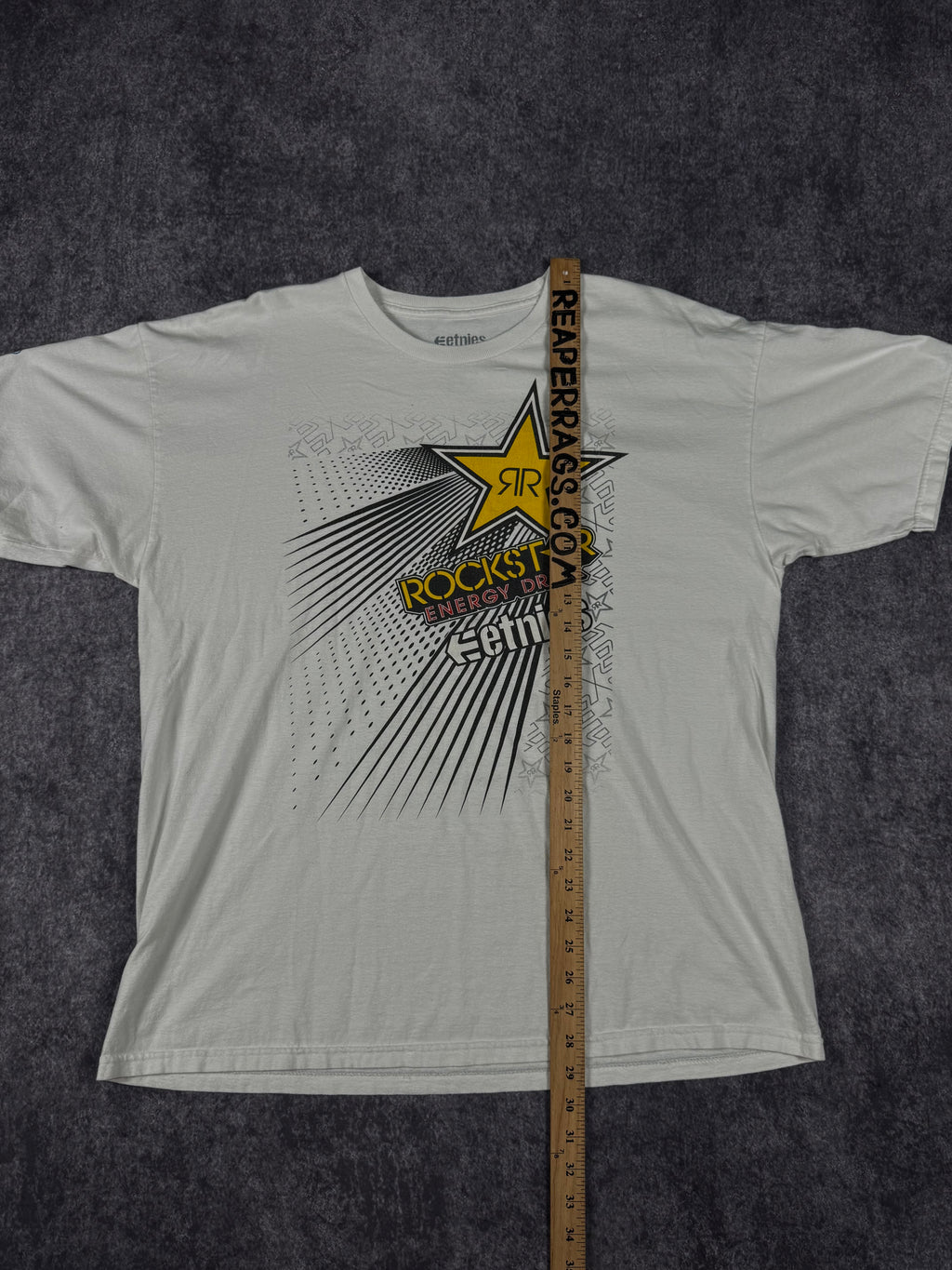 (rare) 2000s rockstar energy x etnies shirt (XL)