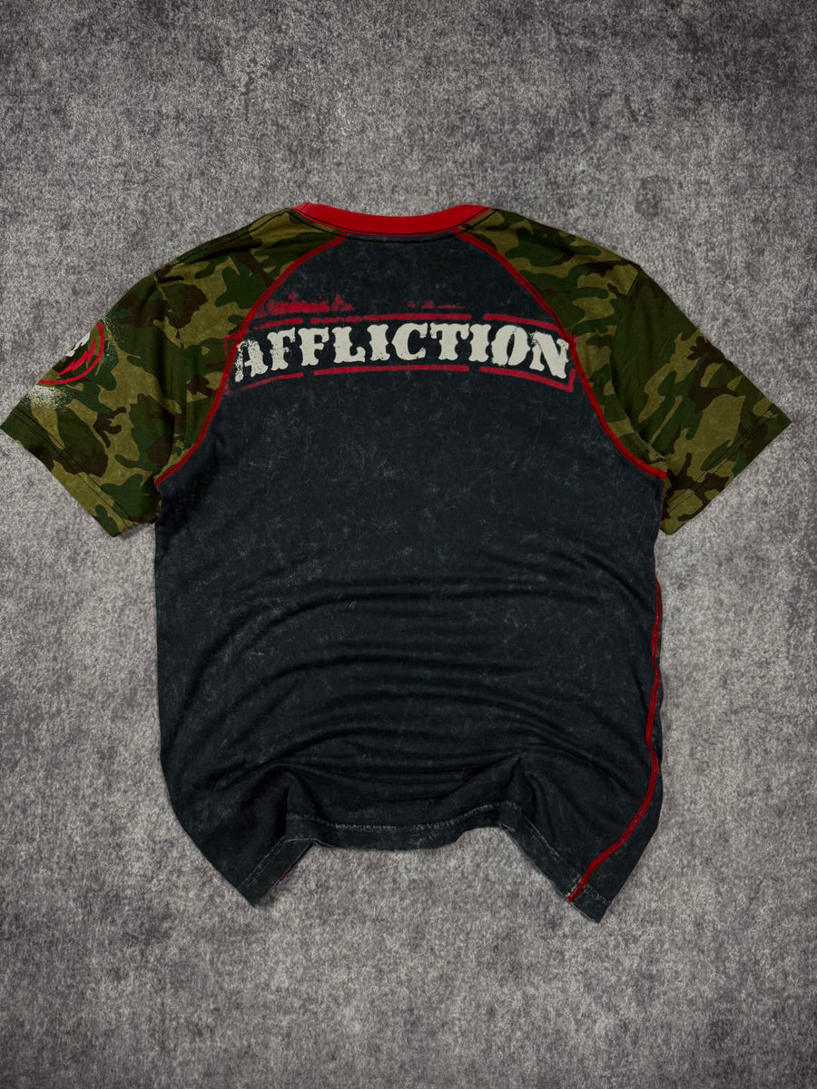2000s affliction shirt (M)