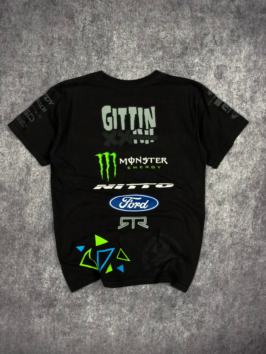 (RARE) 2000s MONSTER ENERGY x GITTIN SHIRT (S)