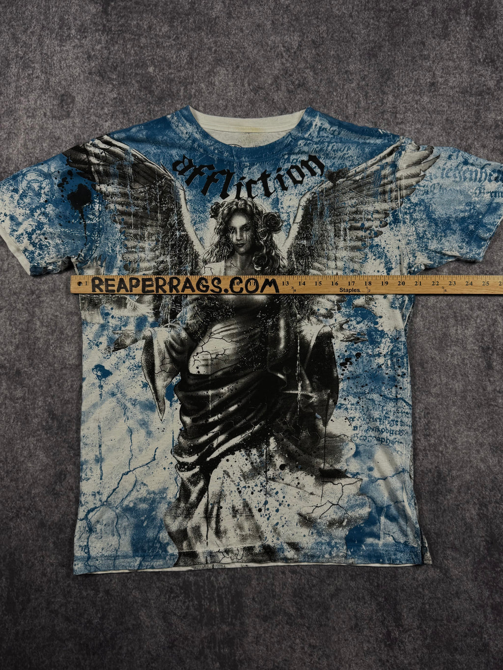 (rare) 2000s affliction chrome shirt (M)