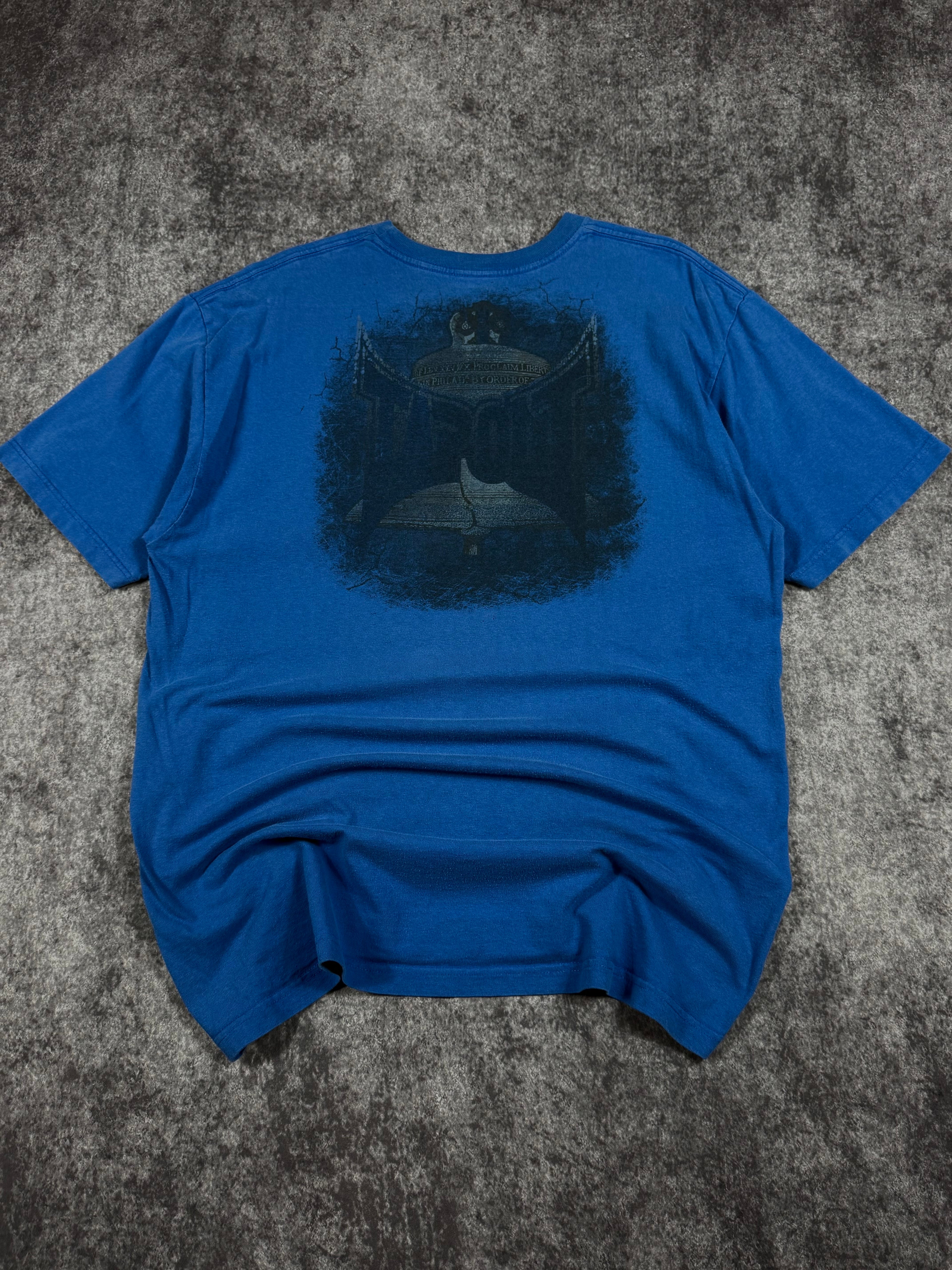 2000s tapout shirt (L)
