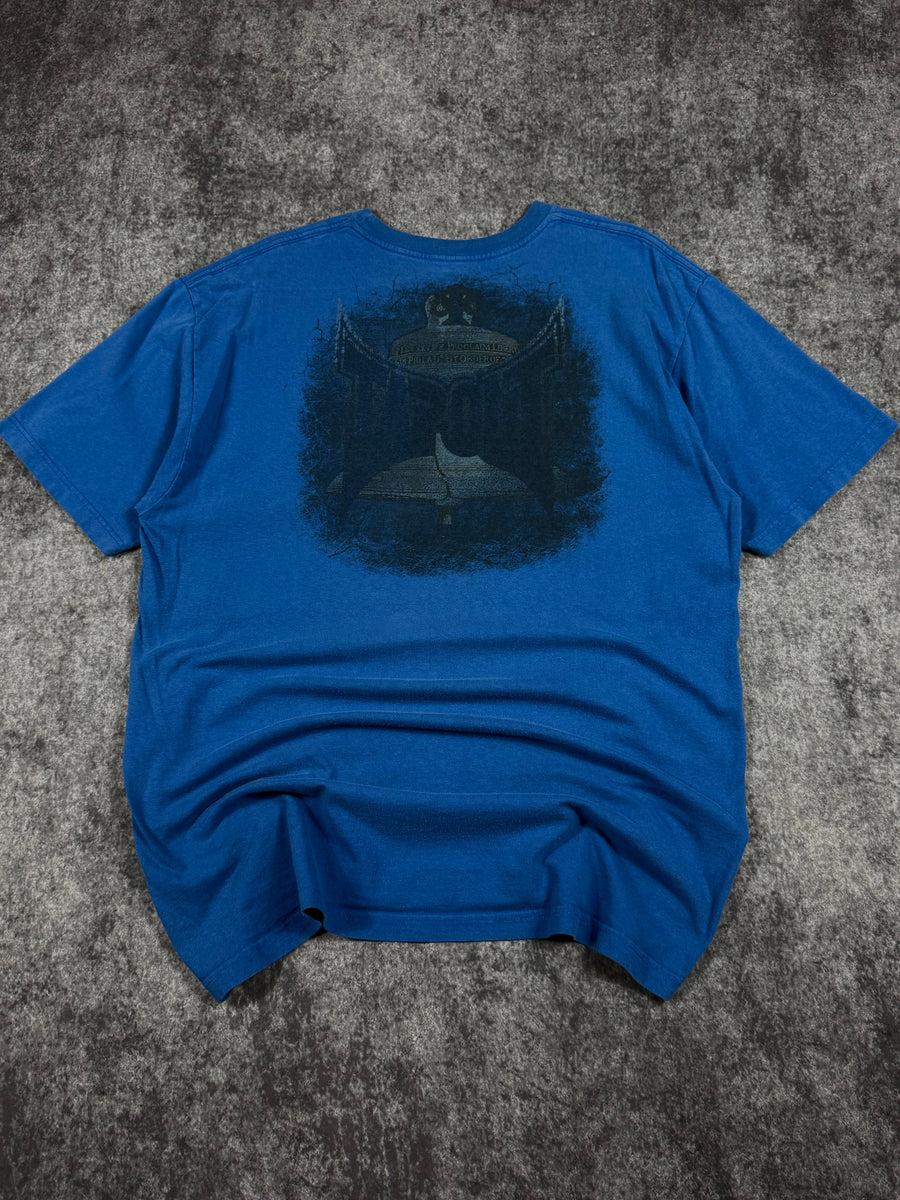 2000s tapout shirt (L)