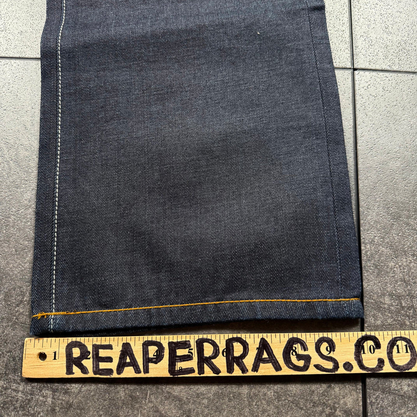 (rare) Deadstock 2000s Artful Dodger Jeans (36x32)