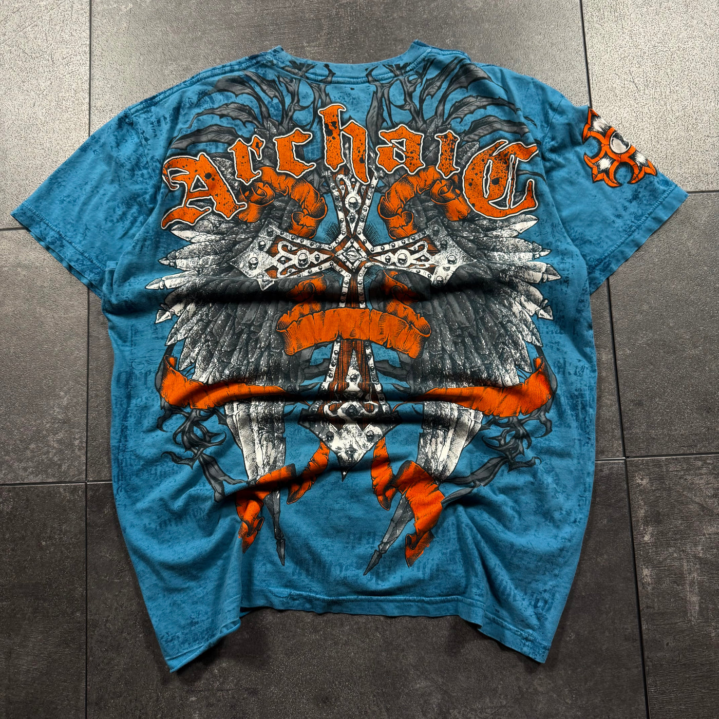 (rare) 2000s Archaic Shirt (XL)