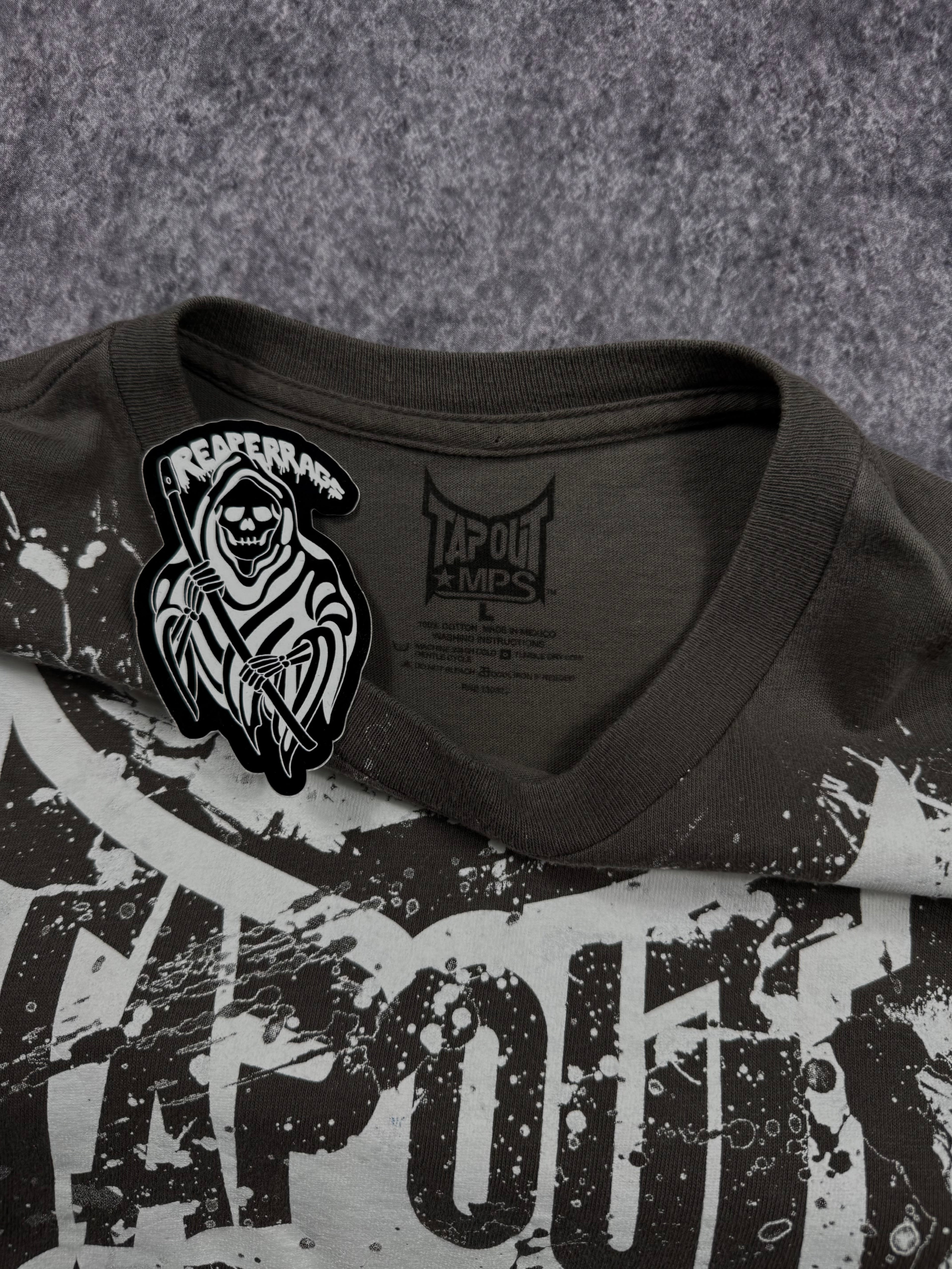 (rare) 2000s tapout shirt (M)