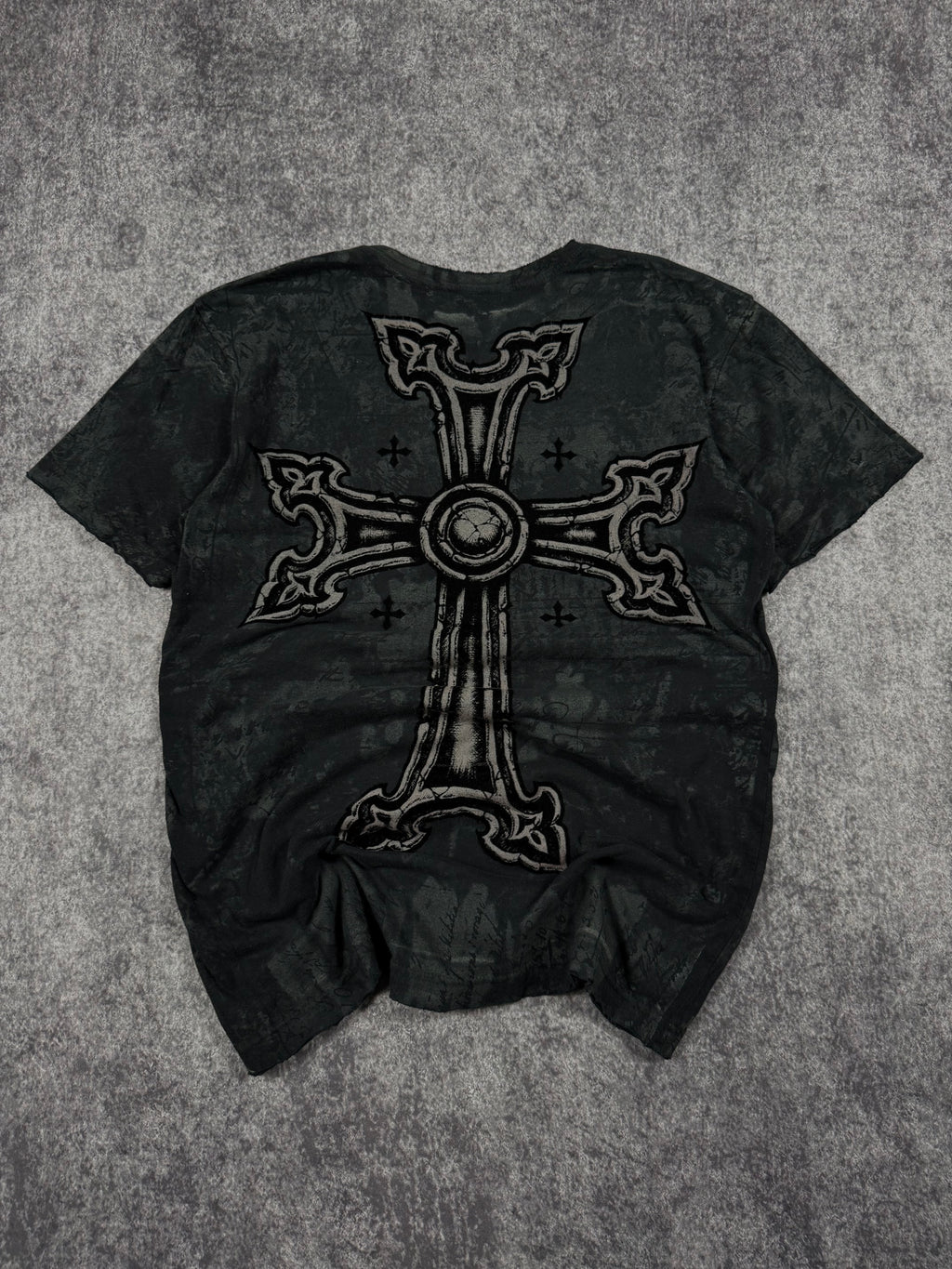 (rare) 2000s affliction shirt (S)