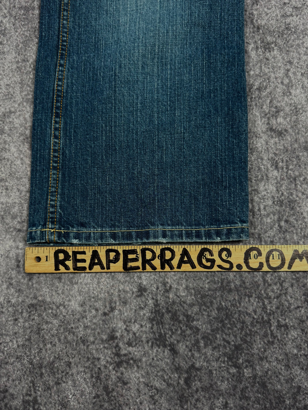 (rare) deadstock 2000s paco jeans (38x30)