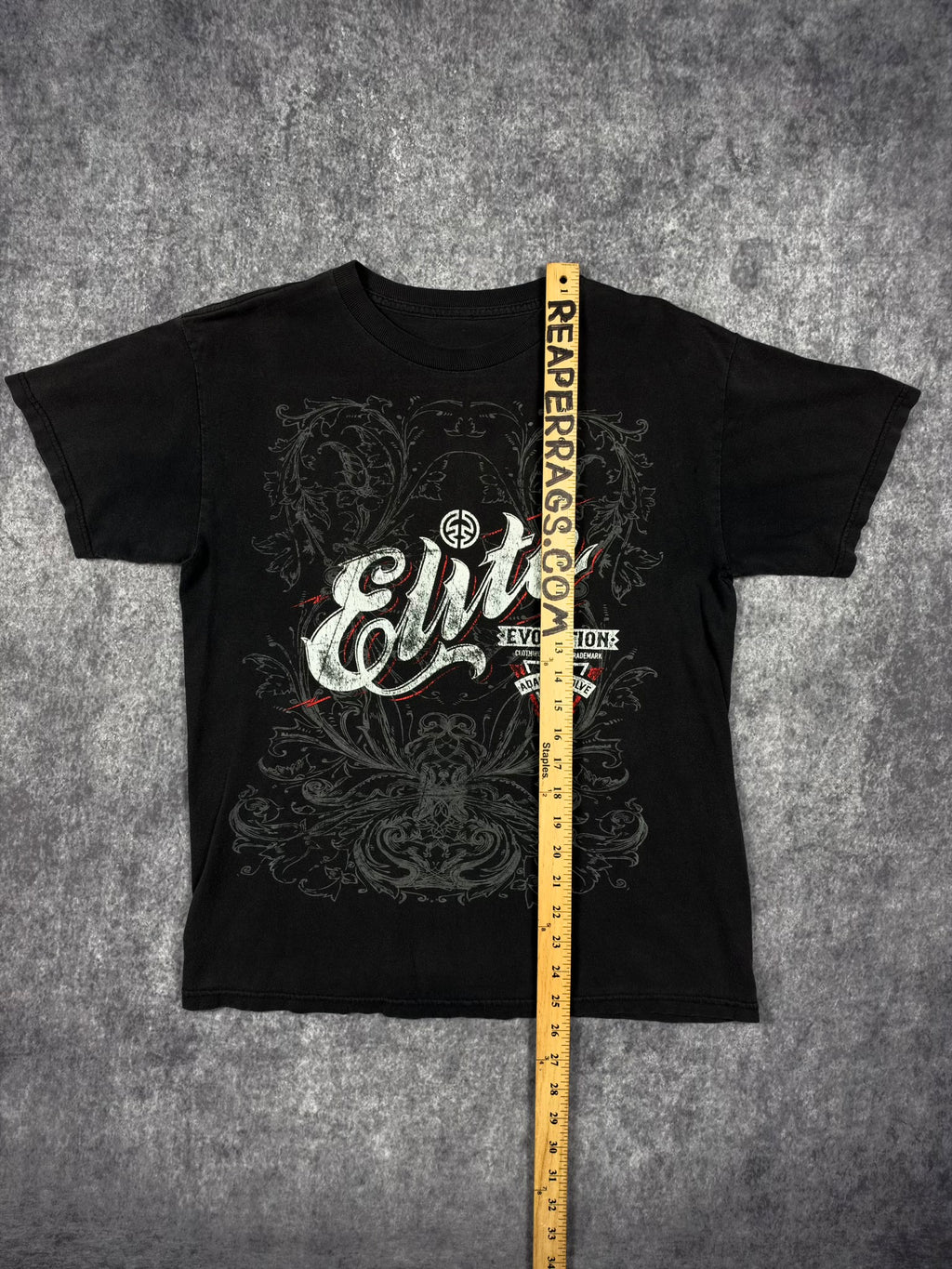 (RARE) 2000s MMA ELITE SHIRT (S)