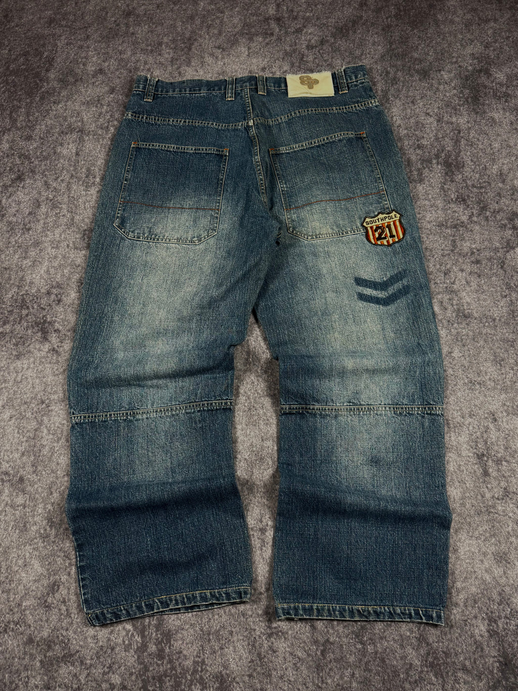 (rare) 2000s southpole jeans (36x28)