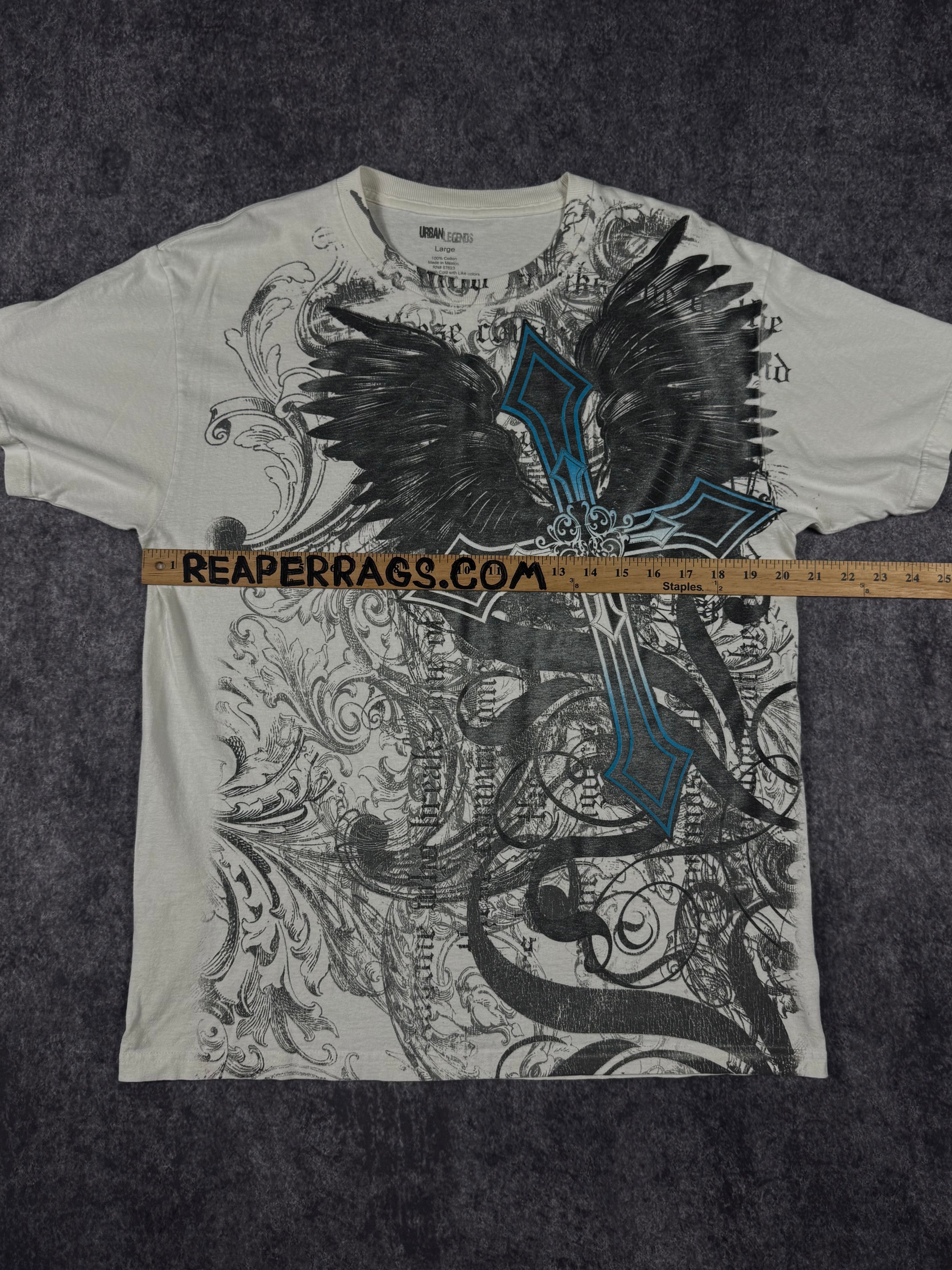 (rare) 2000s urban legend shirt (M)