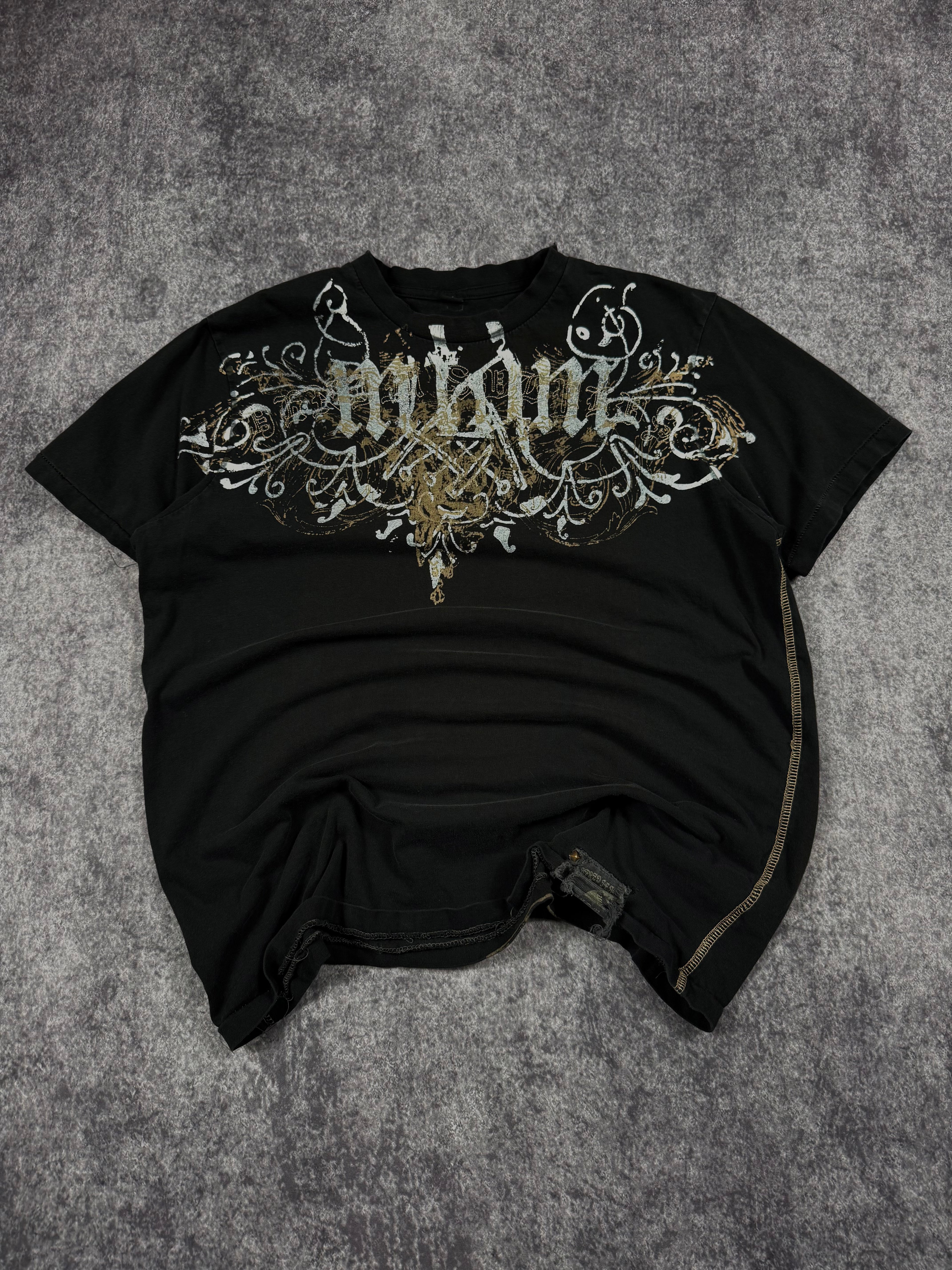 2000s grunge shirt (L)