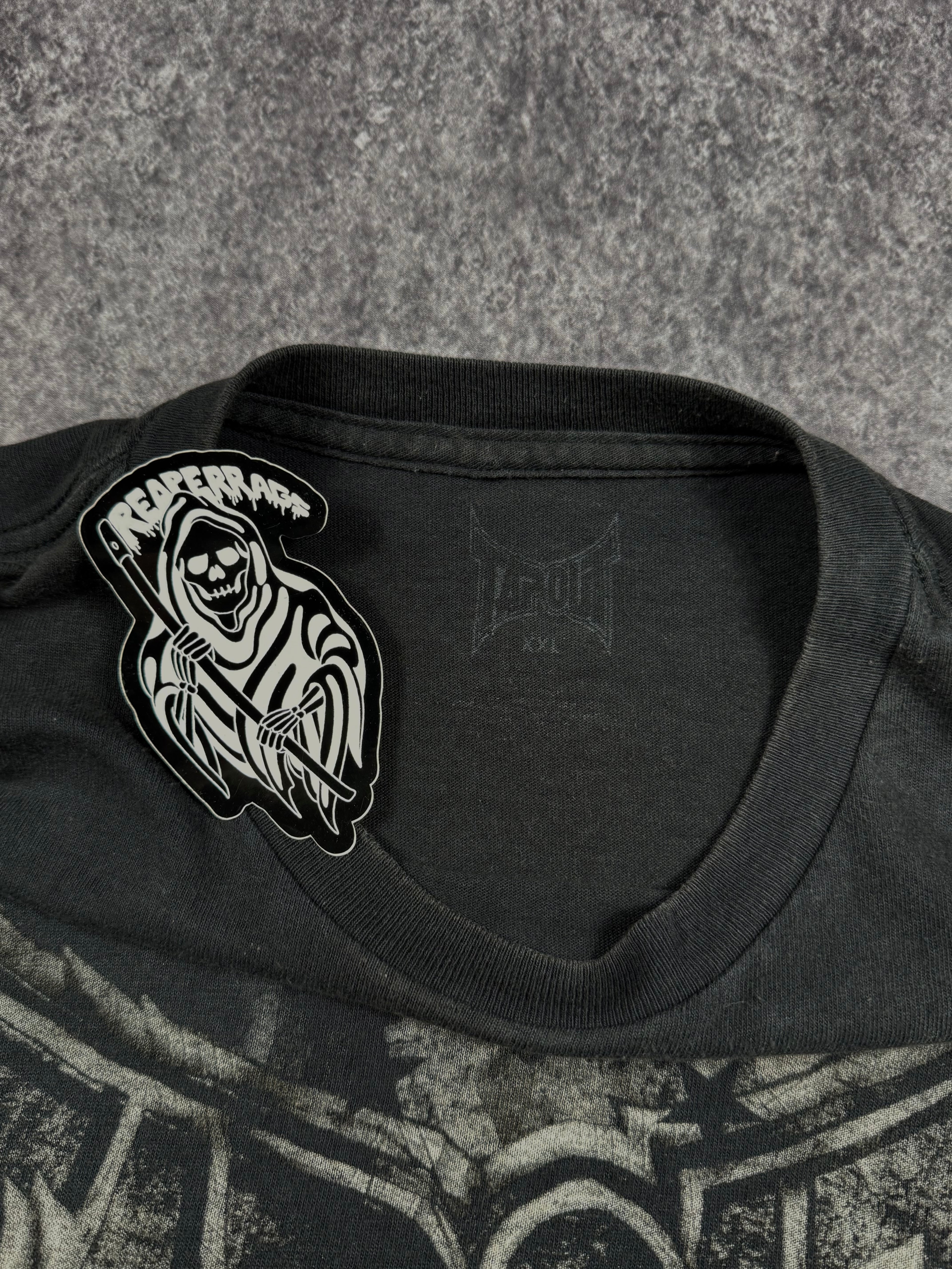 2000s tapout shirt (XL)