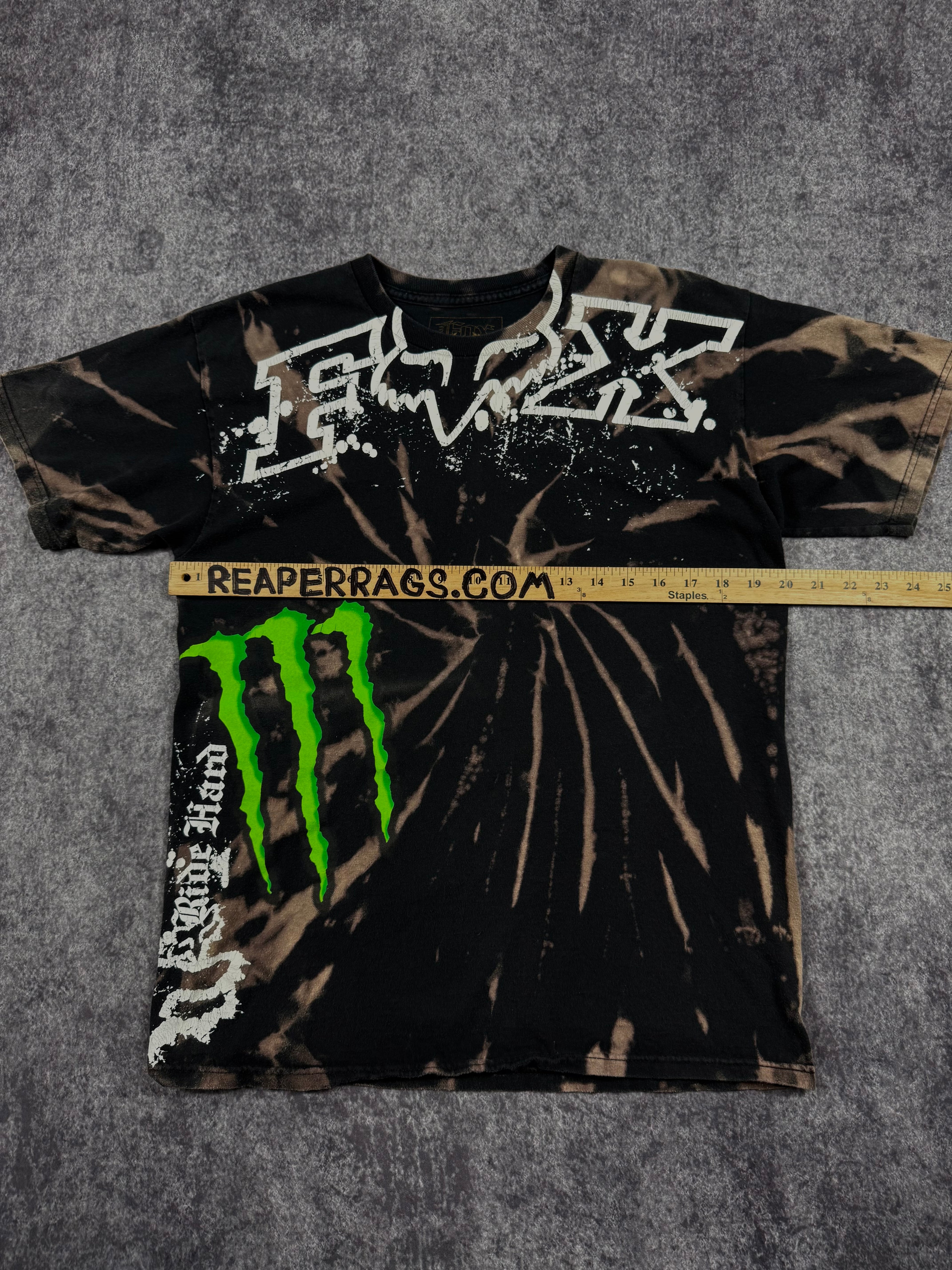 (rare) 2000s monster energy x fox racing shirt (M)