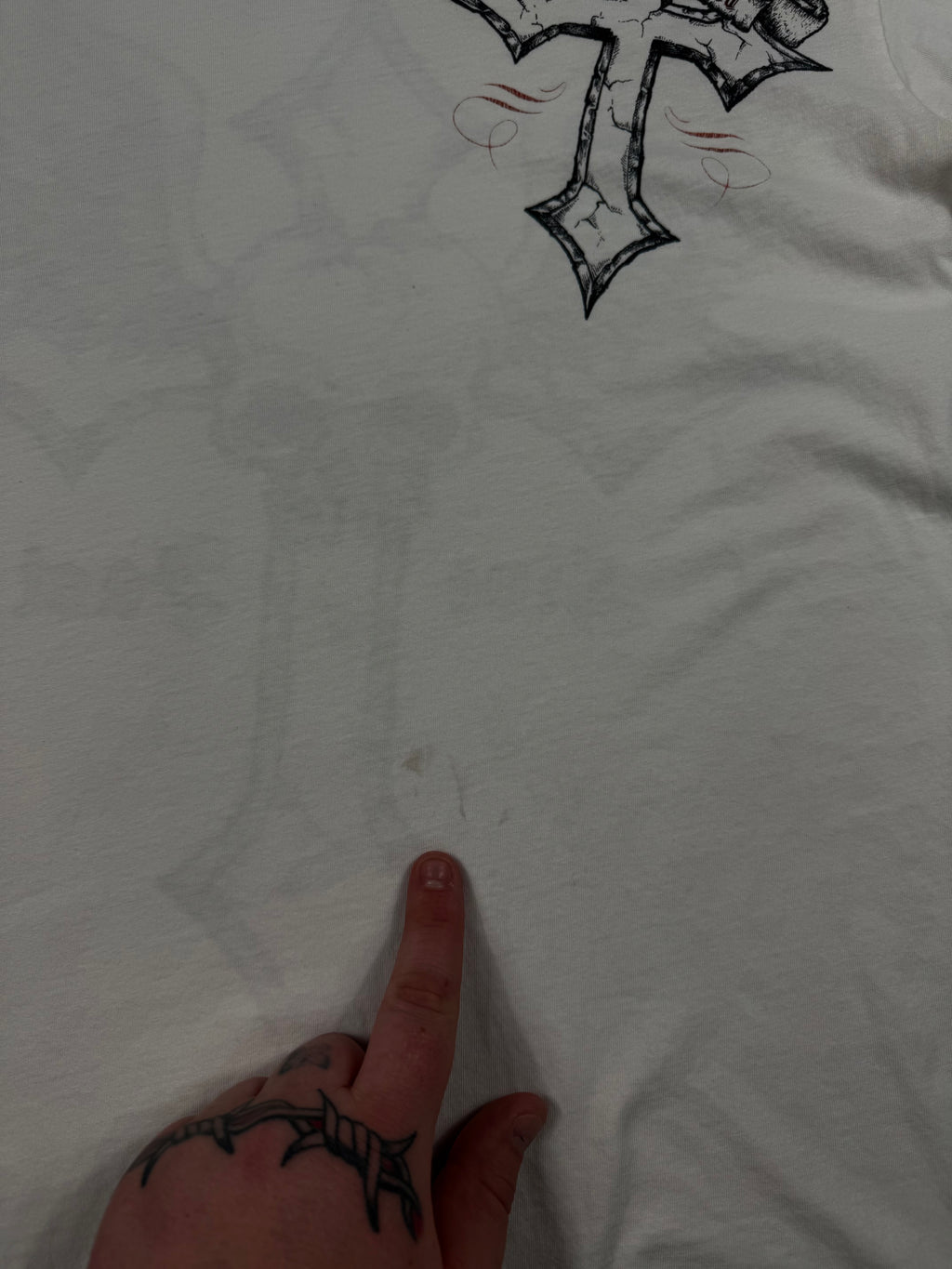 (rare) 2000s affliction shirt (M)