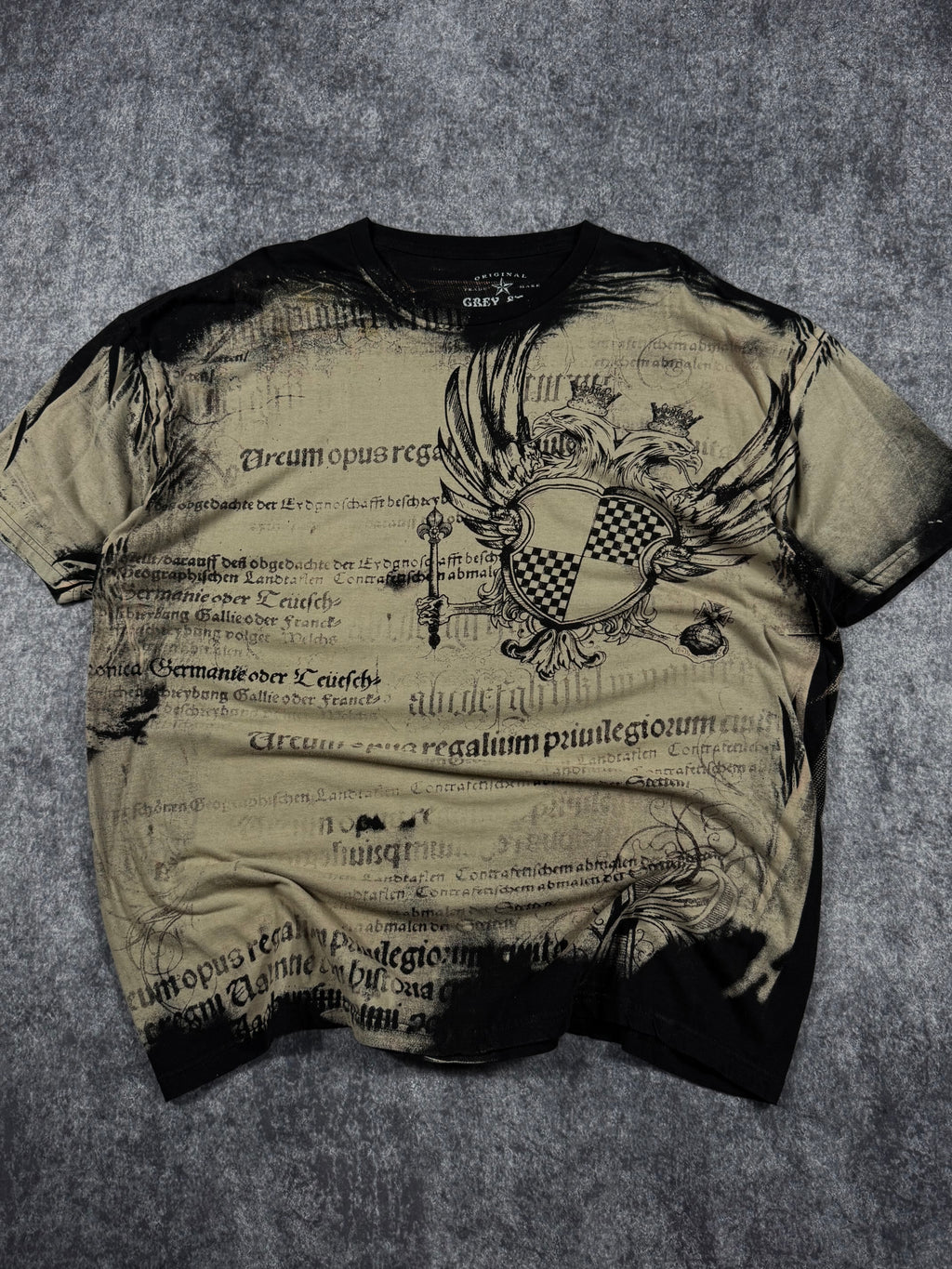 (rare) 2000s grey star shirt (XL)