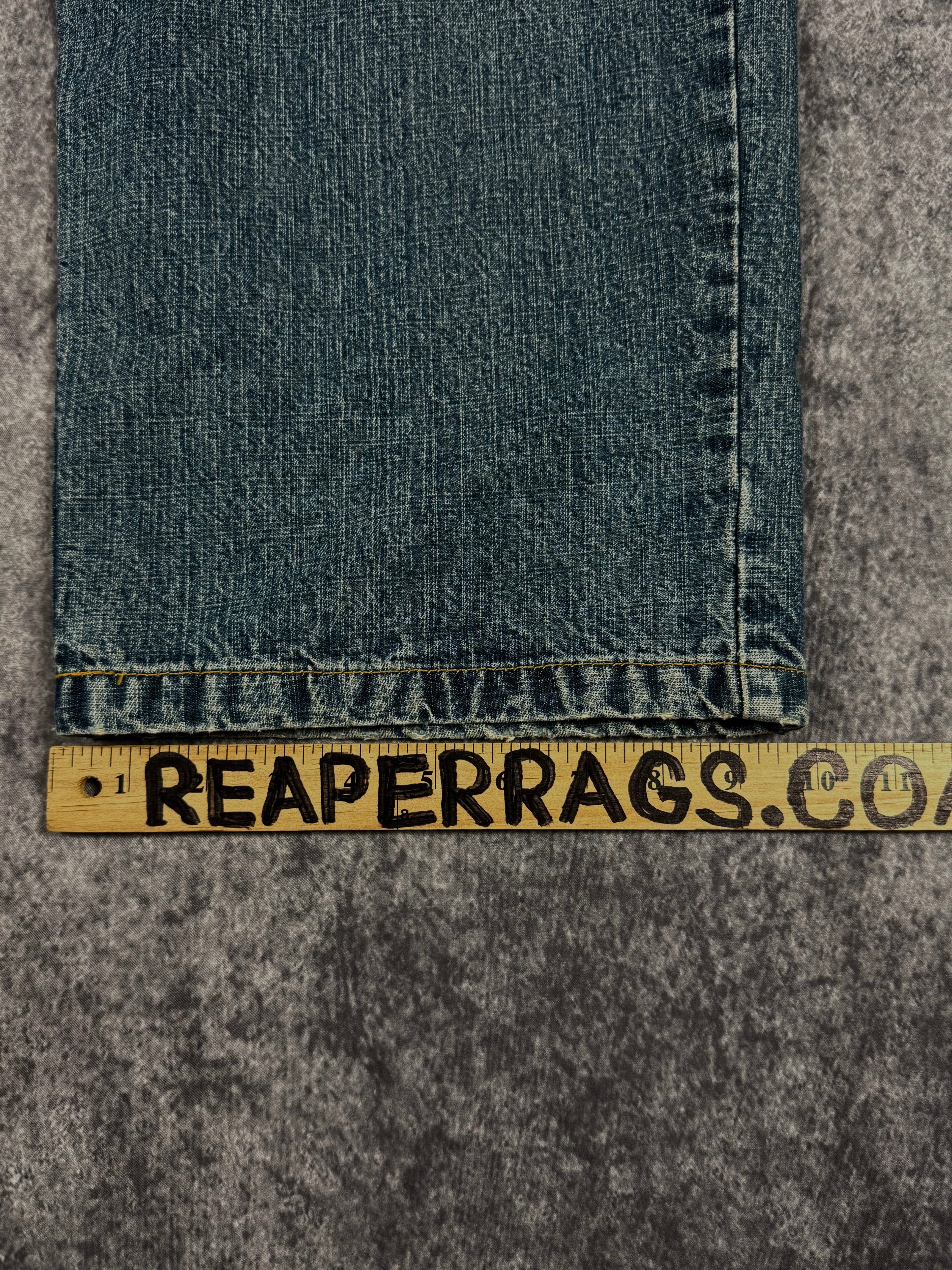 (rare) 2000s southpole jeans (36x30)