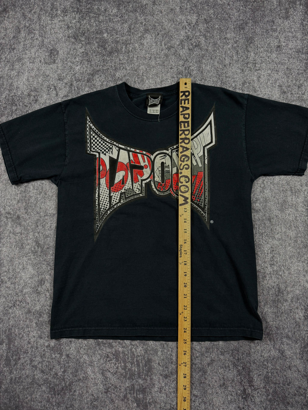 2000s tapout shirt (S)