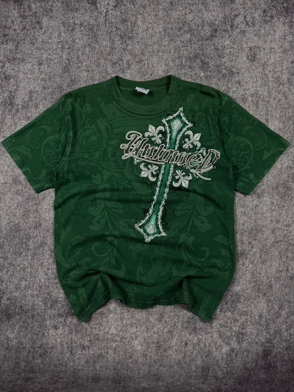 (rare) 2000s untamed chrome shirt (S)