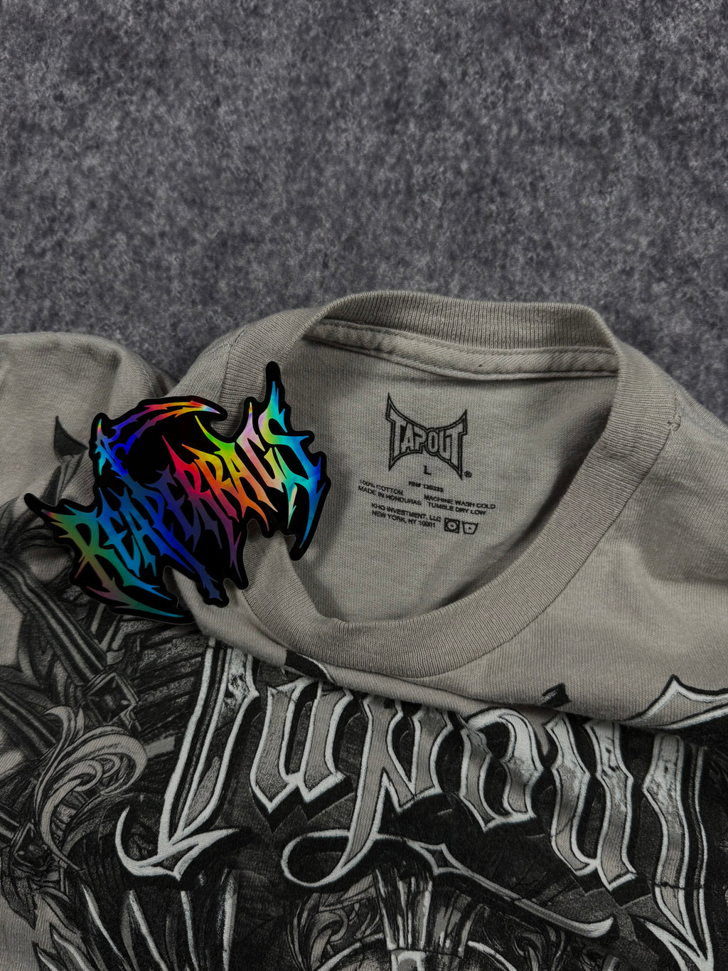(rare) 2000s tapout shirt (L)