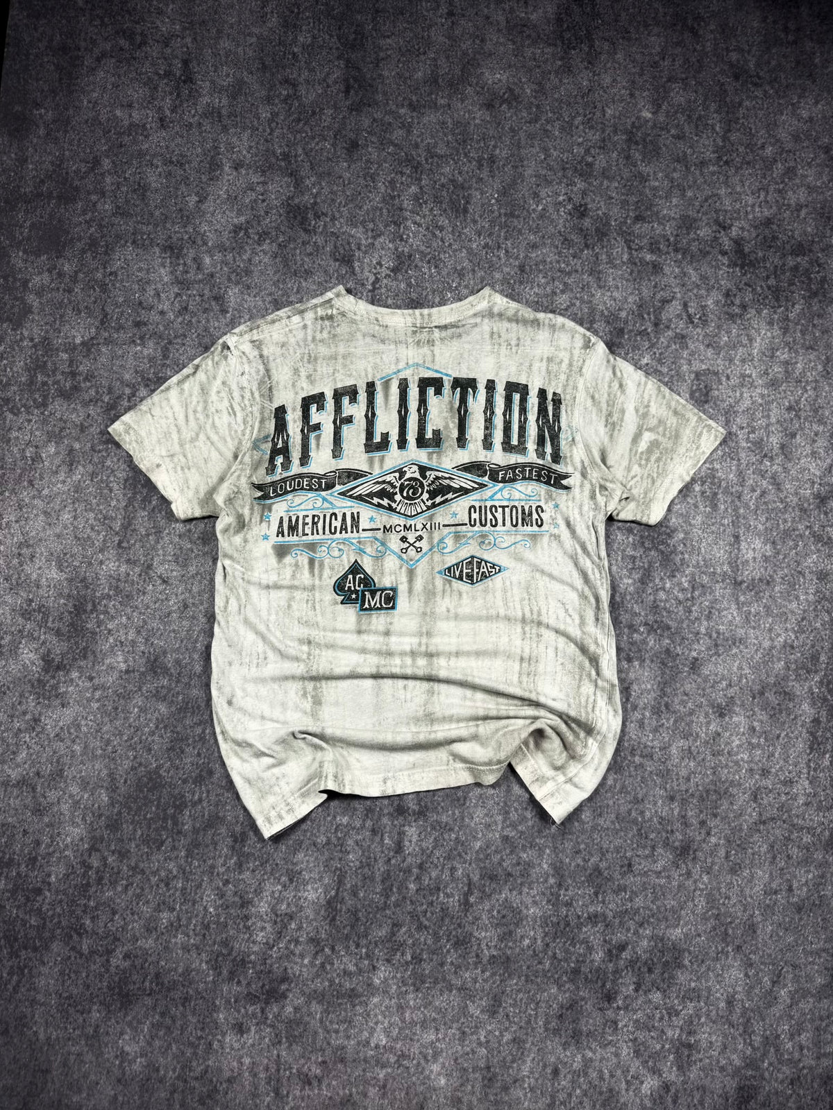 (RARE) 2000S REVERSIBLE AFFLICTION SHIRT (S)