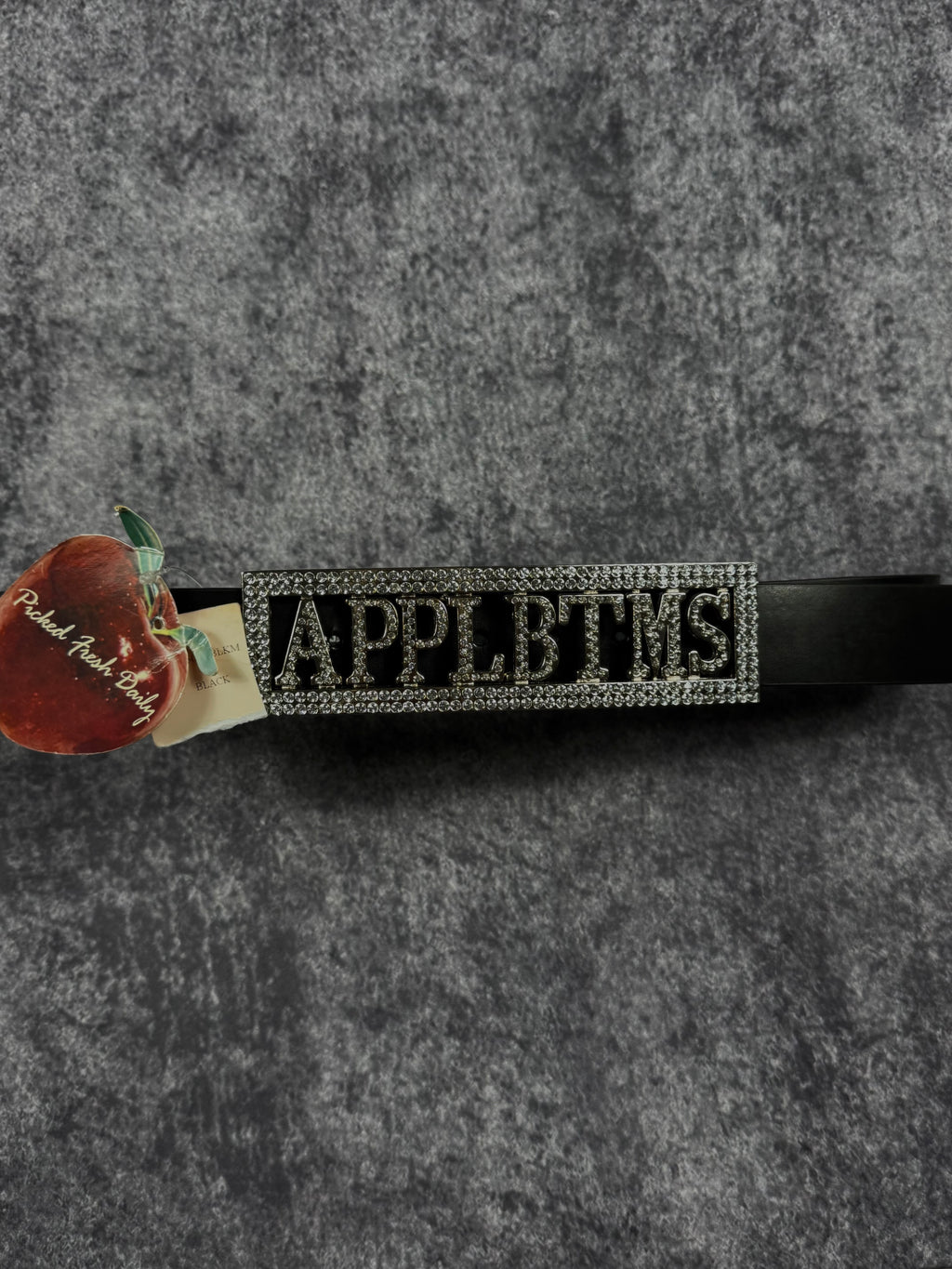 (rare) deadstock 2000s apple bottoms rhinestone belt (belt included)