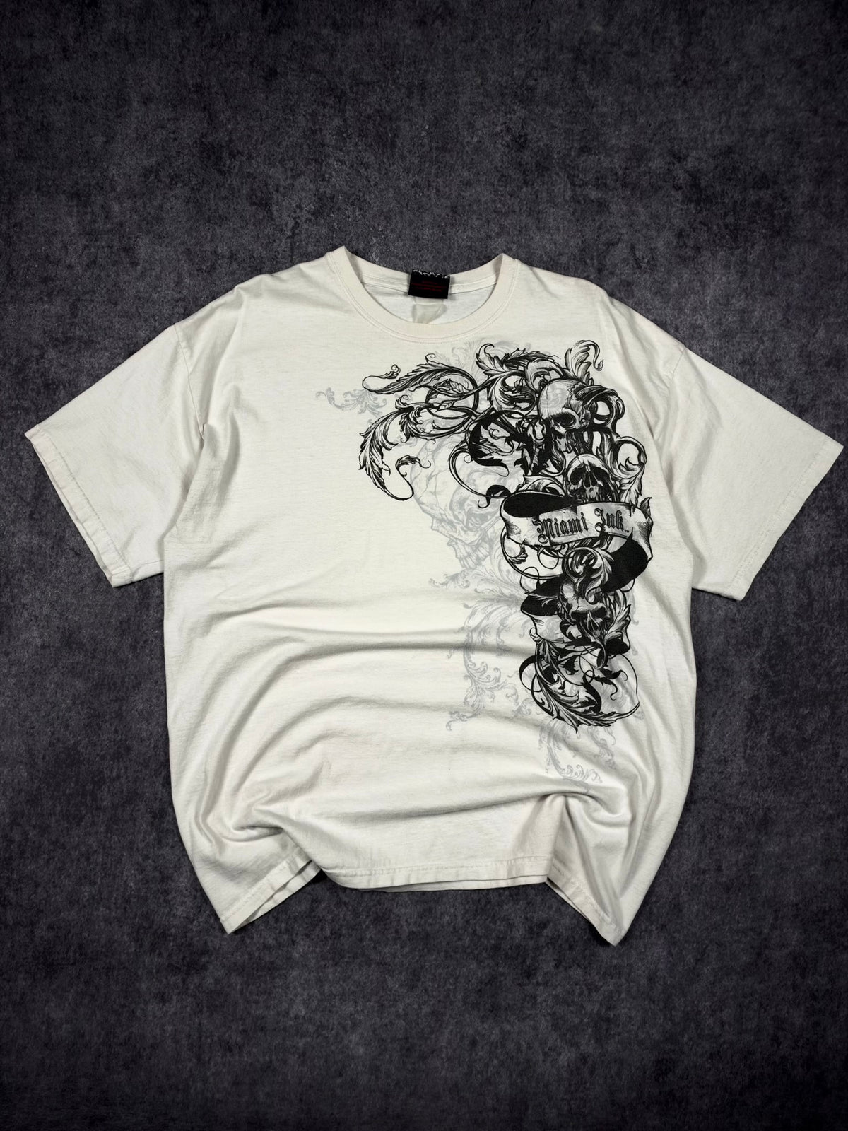 (RARE) 2000s MIAMI INK SHIRT (XL)
