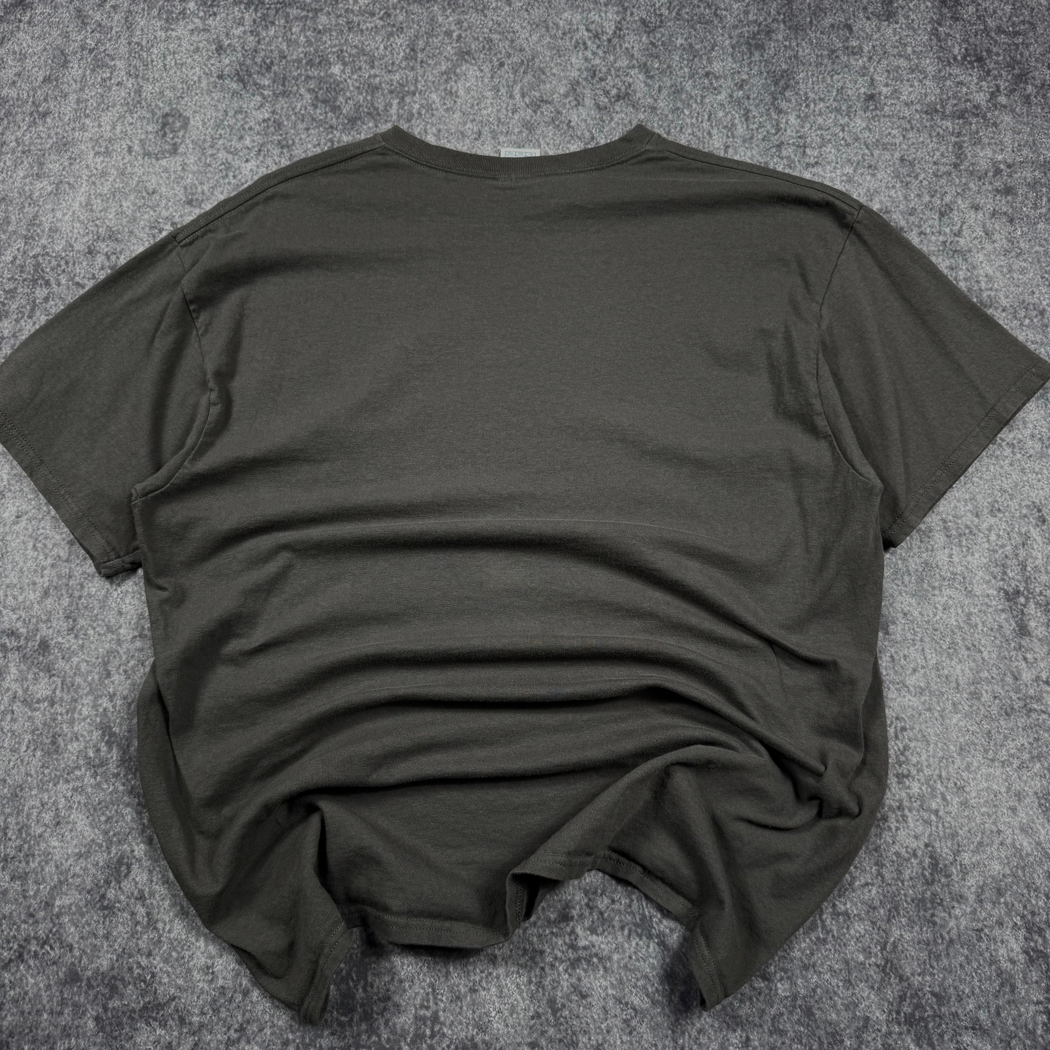 2000s tribal skull shirt (L)