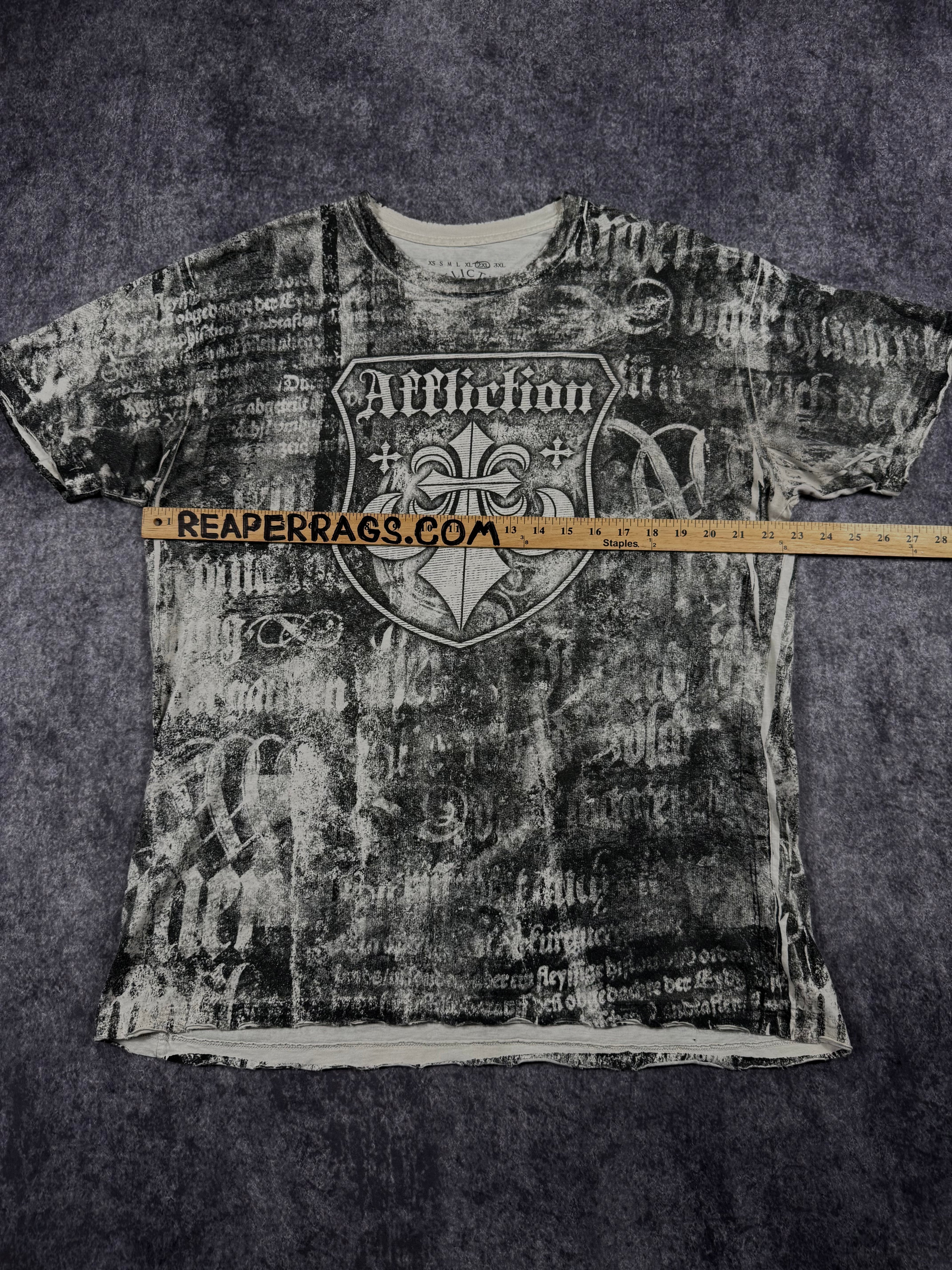 (rare) 2000s affliction shirt (XL)