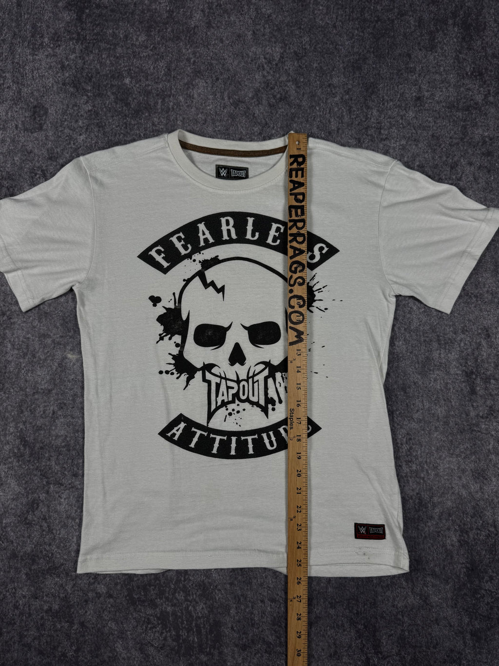 2000s tapout shirt (S)
