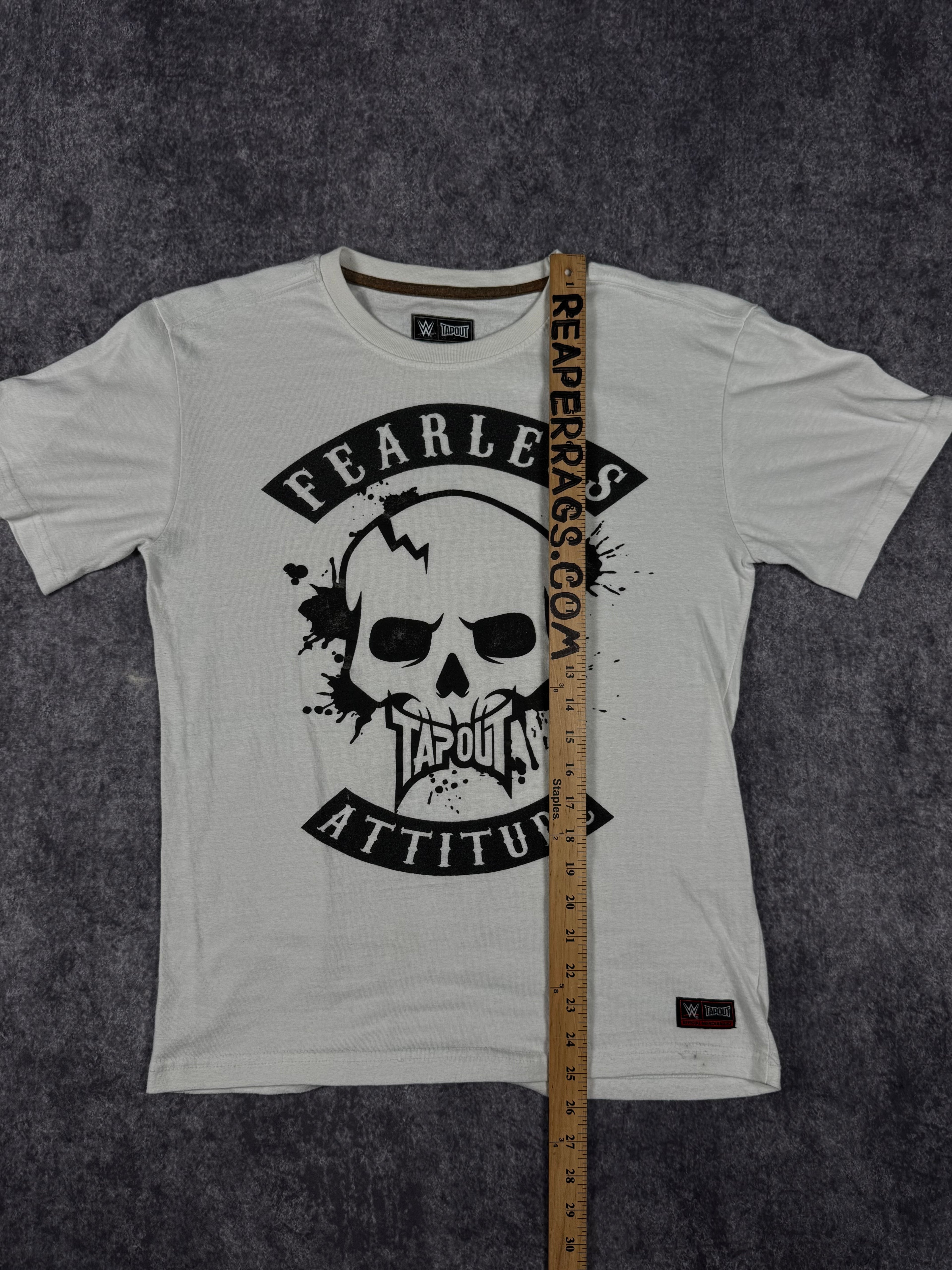 2000s tapout shirt (S)