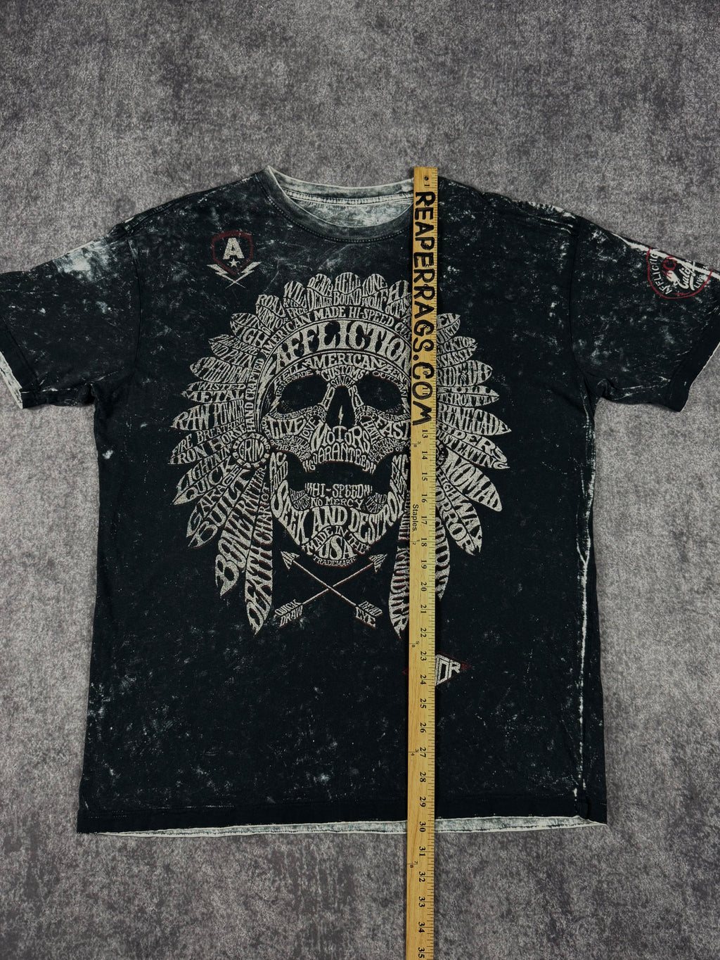 (rare) 2000s affliction reversible shirt (XL)