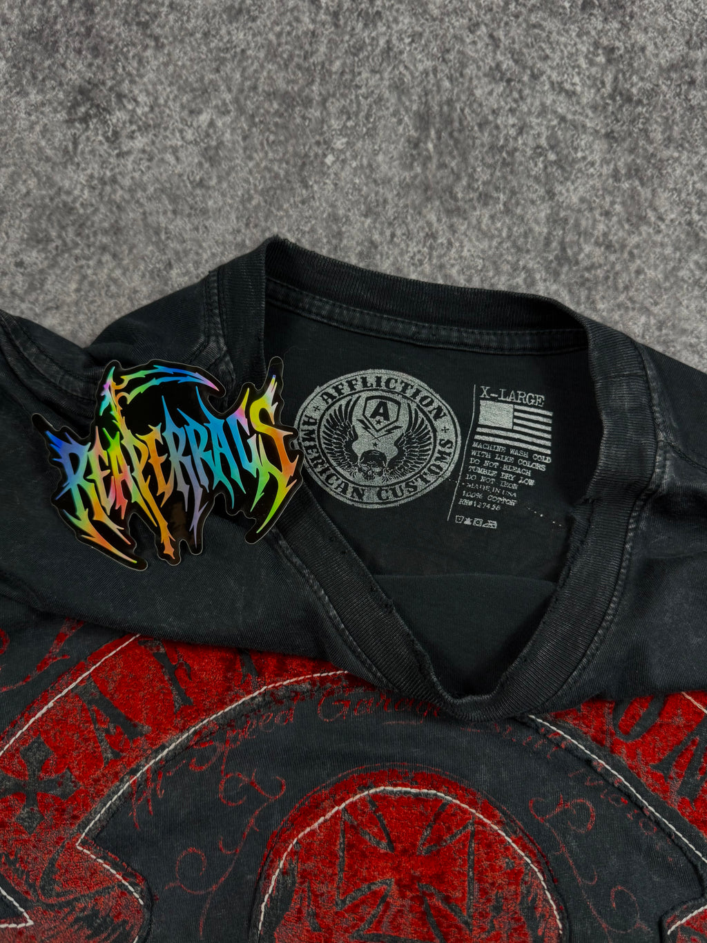 2000s affliction shirt (XL)