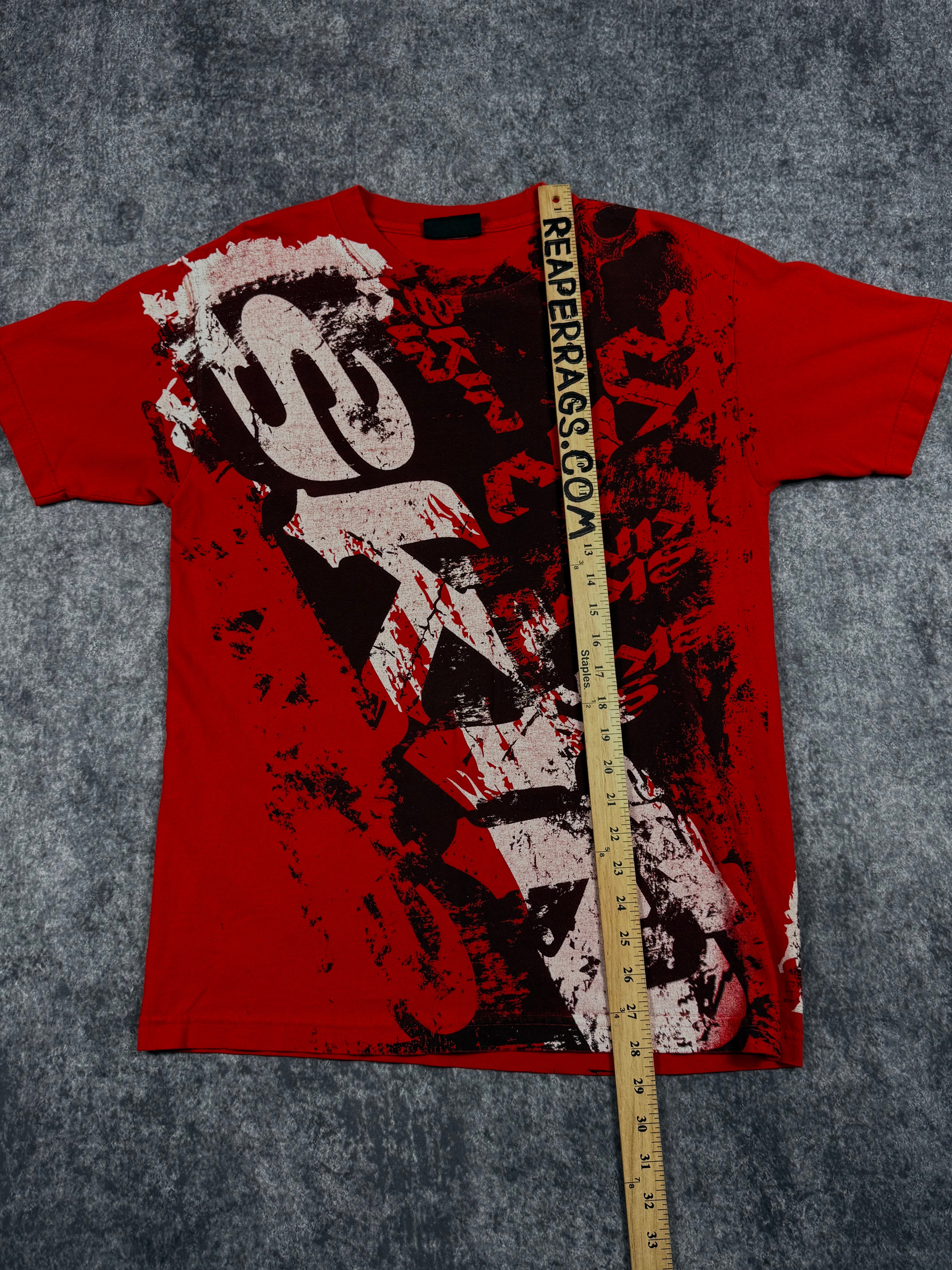 (rare) 2000s skin industries shirt (S)