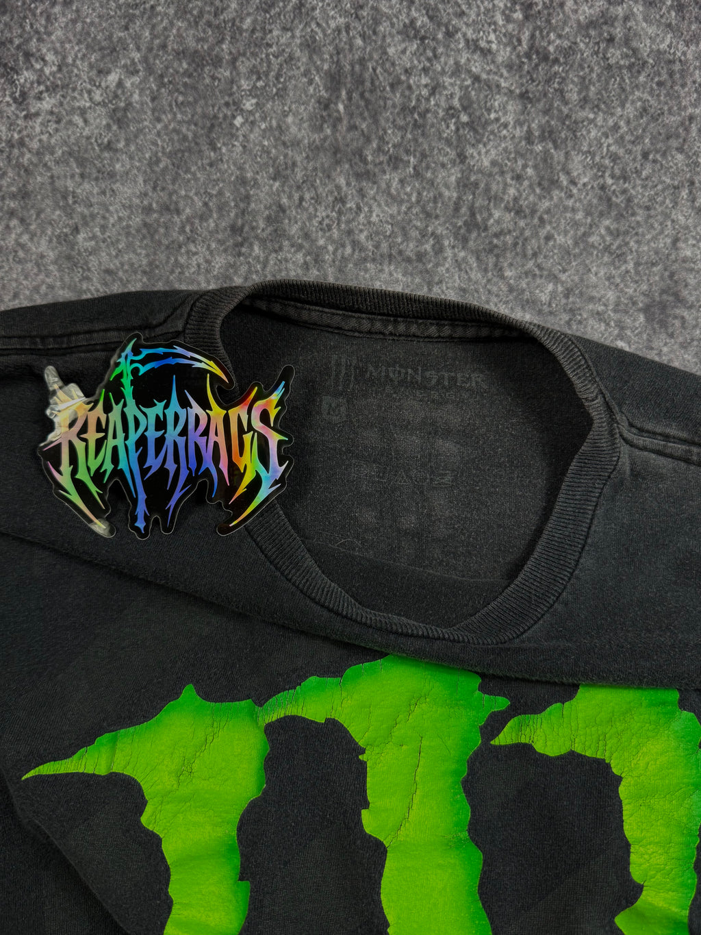 (rare) 2000s monster energy shirt (S)