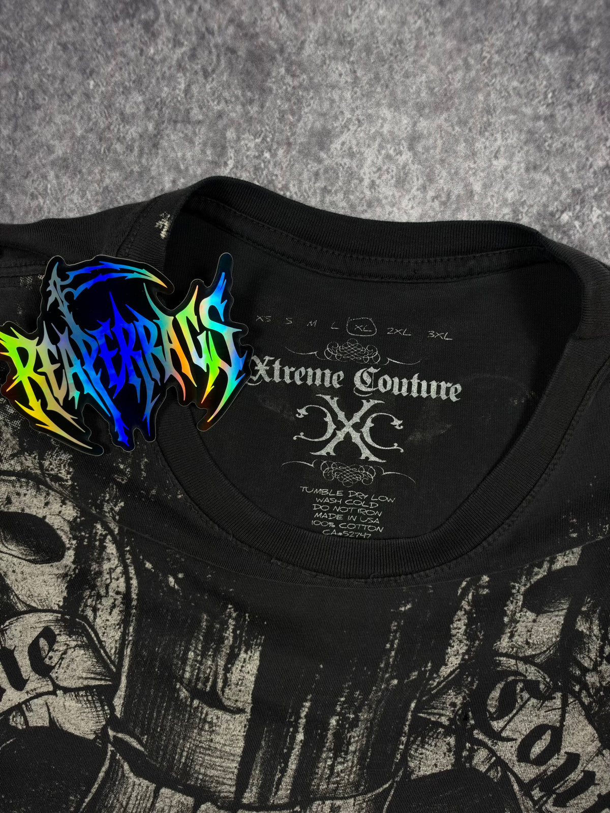 (RARE) 2000s XTREME COUTURE SHIRT (XL)