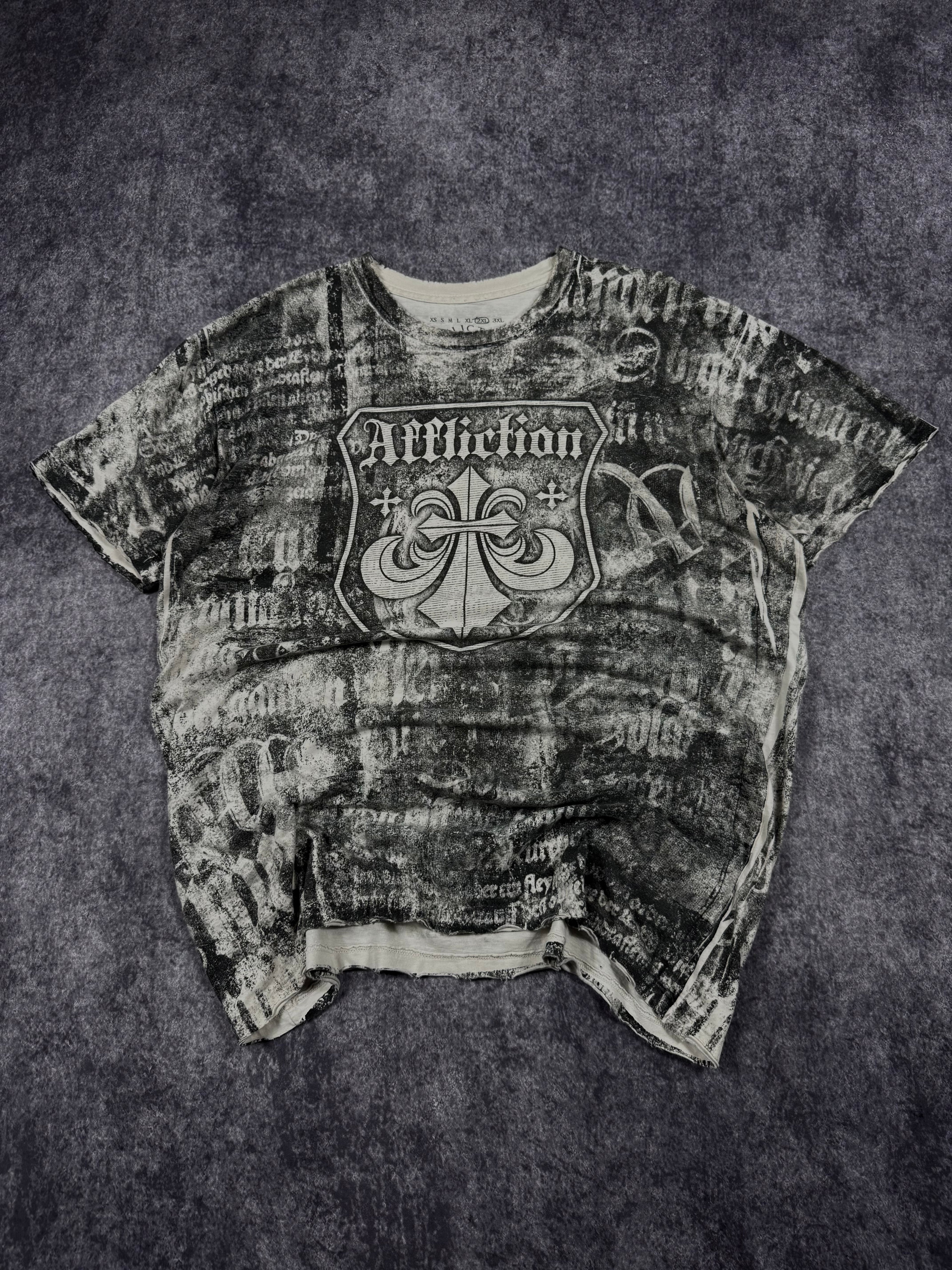(rare) 2000s affliction shirt (XL)