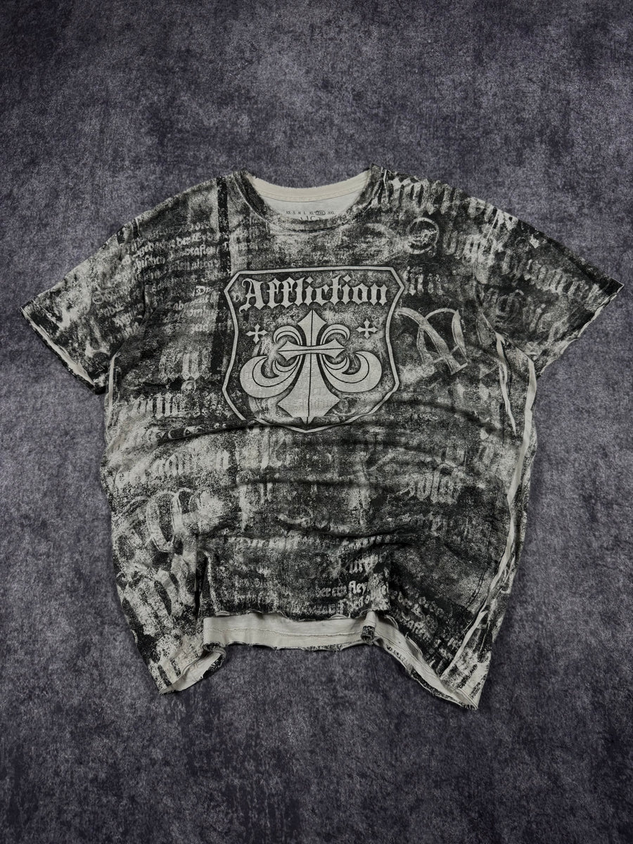 (rare) 2000s affliction shirt (XL)