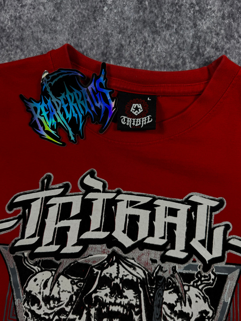 (rare) 2000s tribal shirt (M)