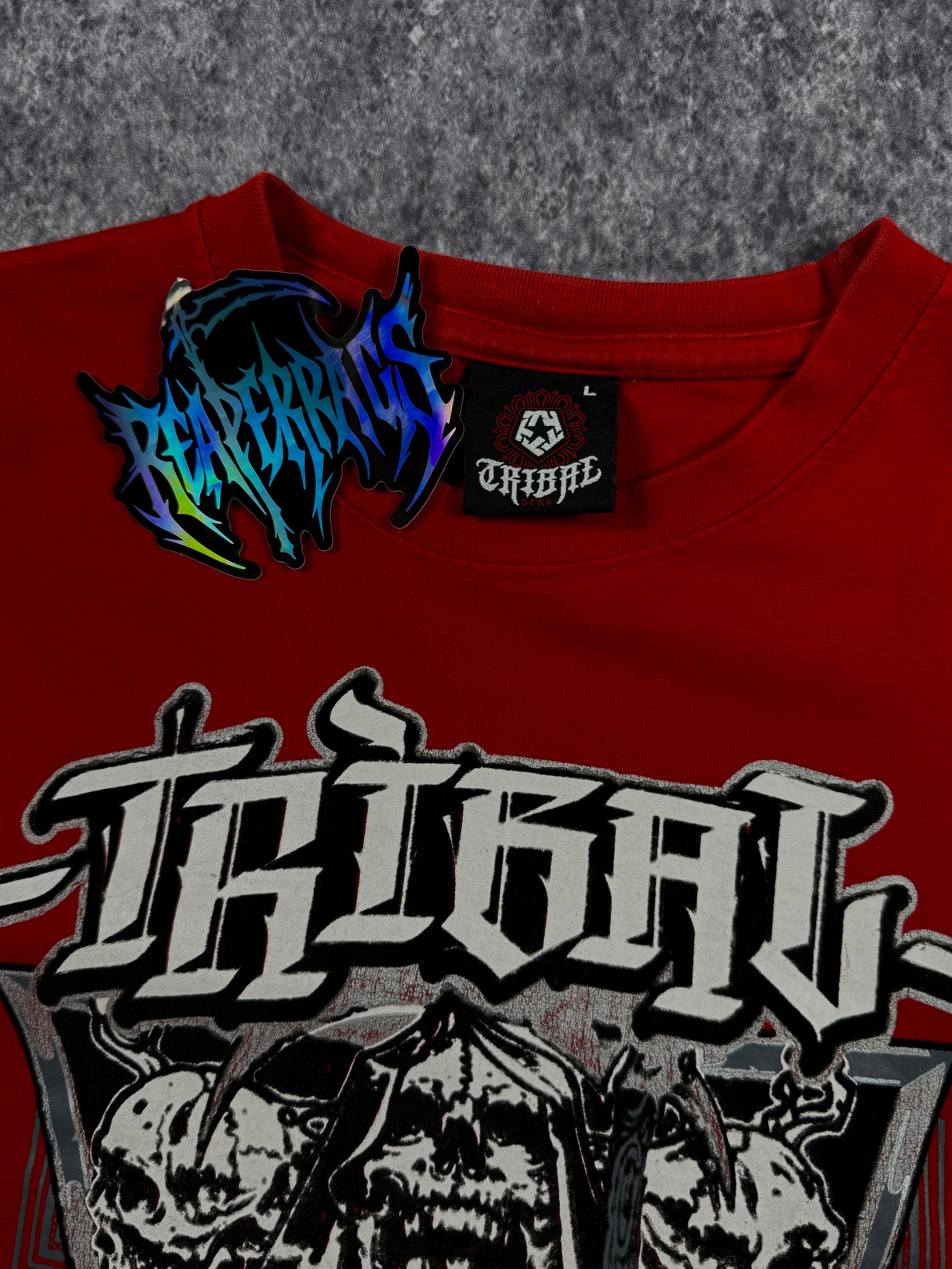 (rare) 2000s tribal shirt (M)