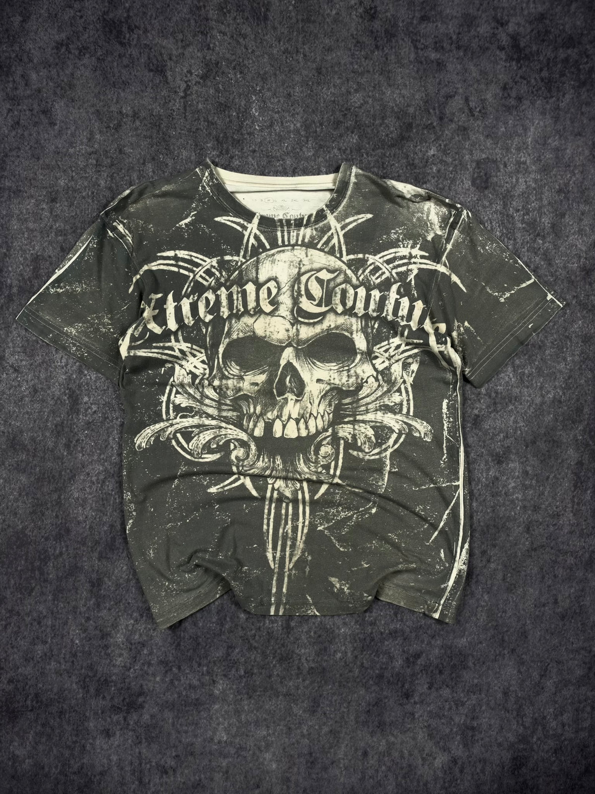 (RARE) 2000s XTREME COUTURE SHIRT (S)