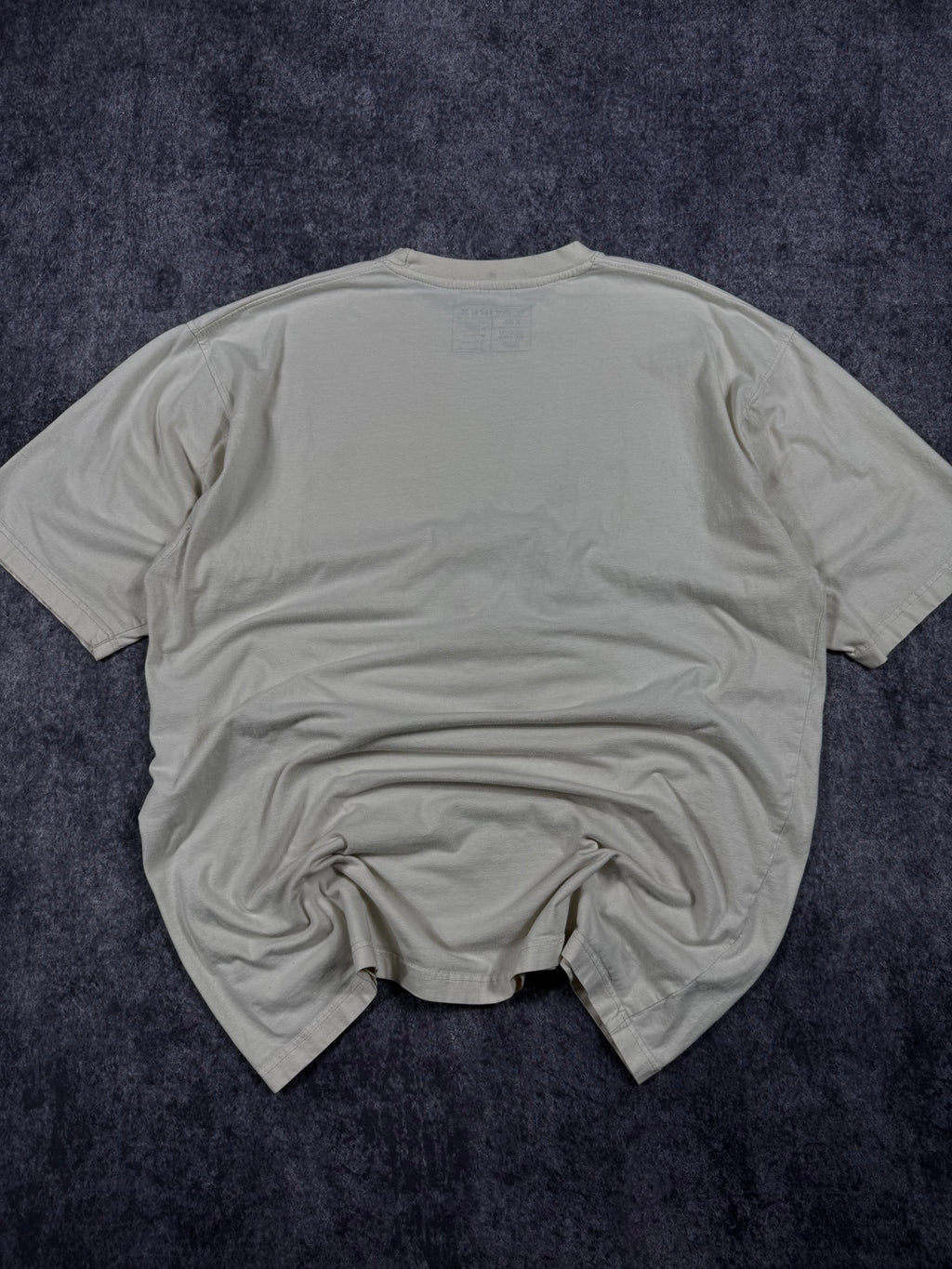 (rare) 2000s avirex shirt (XL)