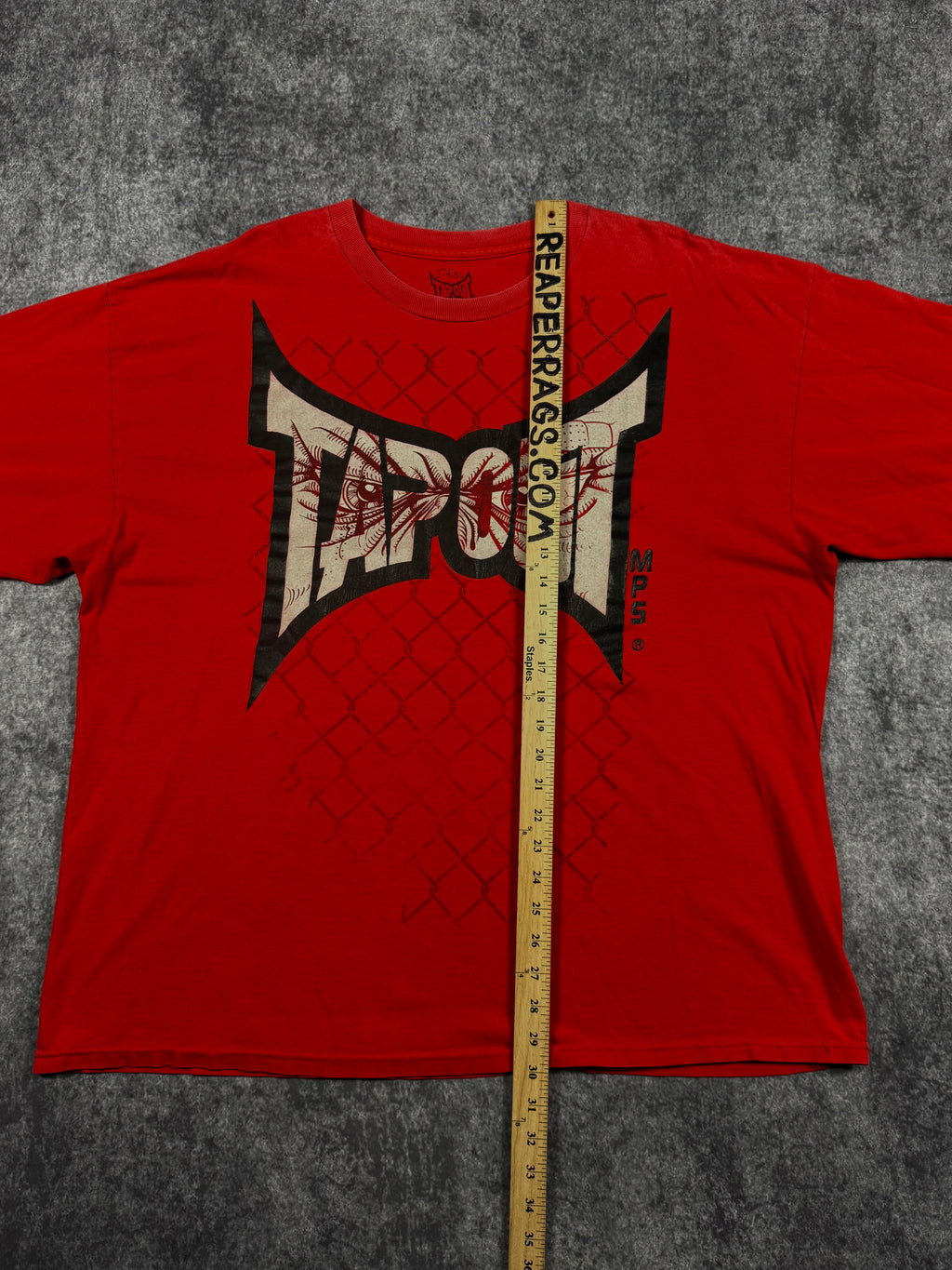 (rare) 2000s tapout shirt (XXL)