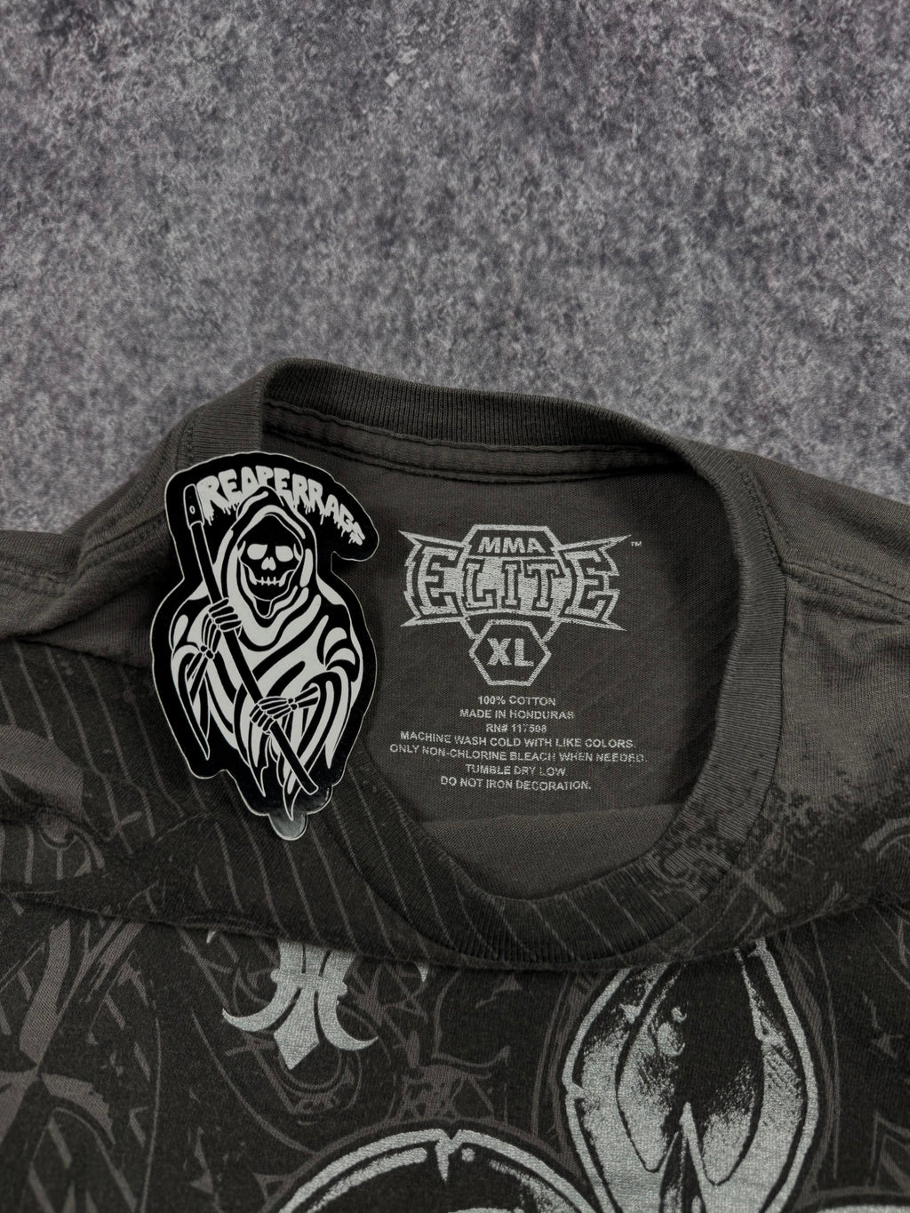 (rare) 2000s mma elite shirt (L)