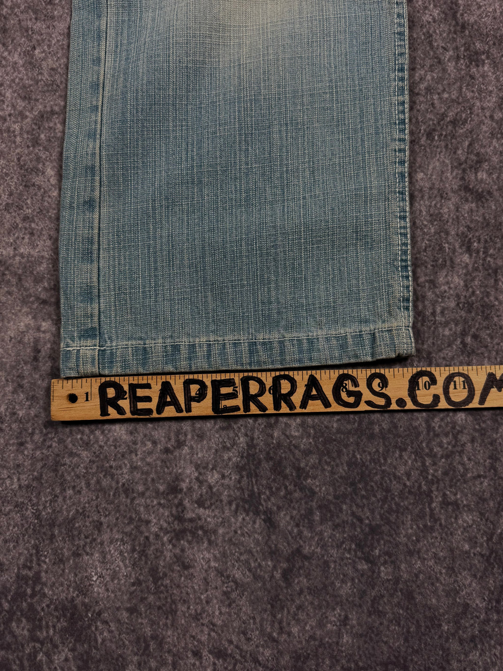 (rare) 2000s southpole brown tab jeans (32x29)