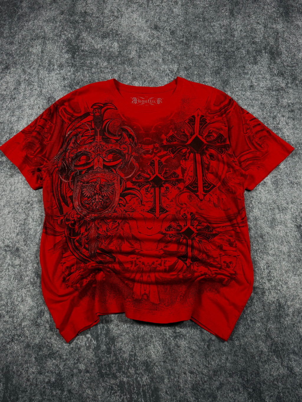 (rare) 2000s konflic shirt (L)
