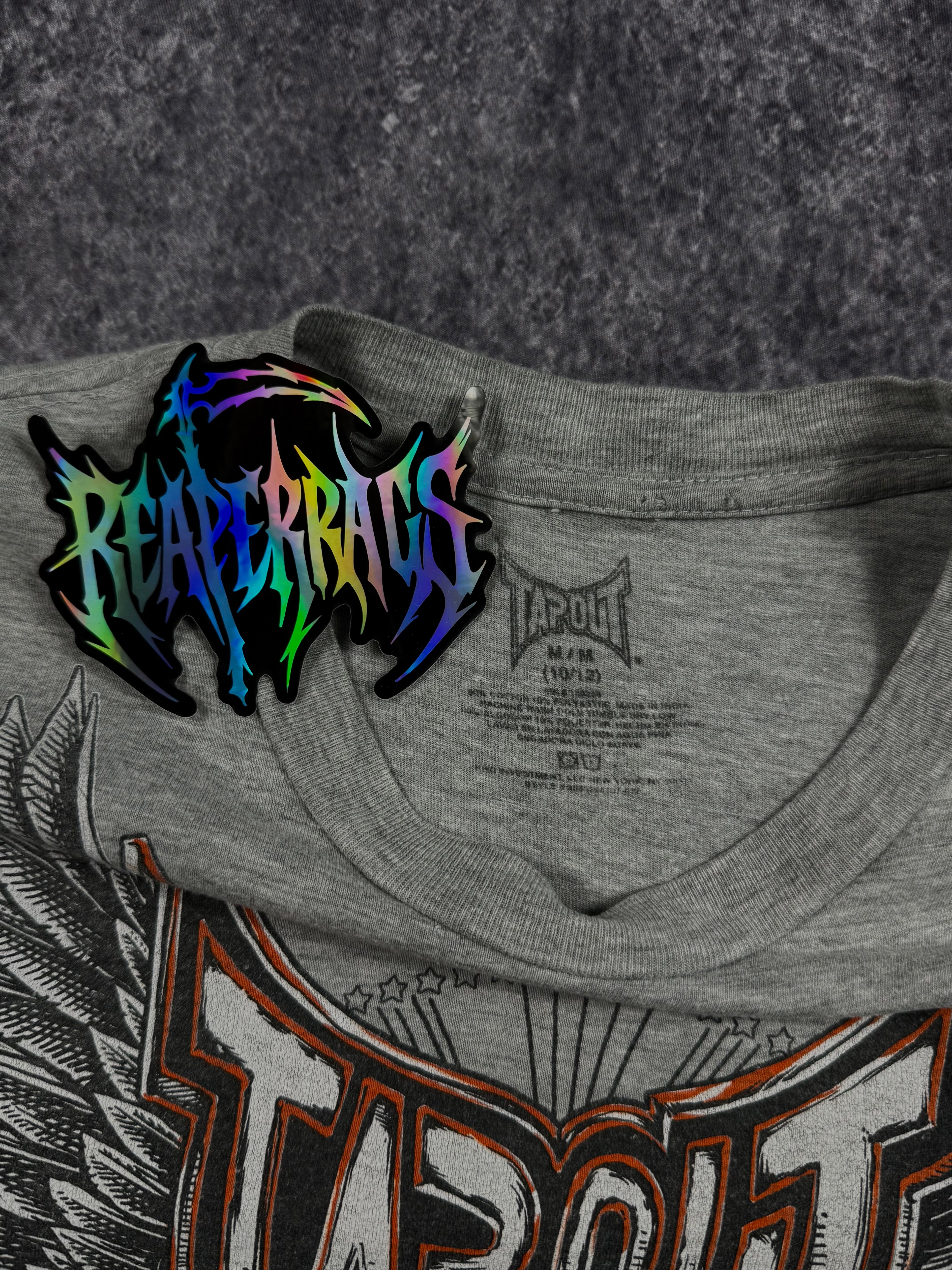 2000s tapout shirt (S)