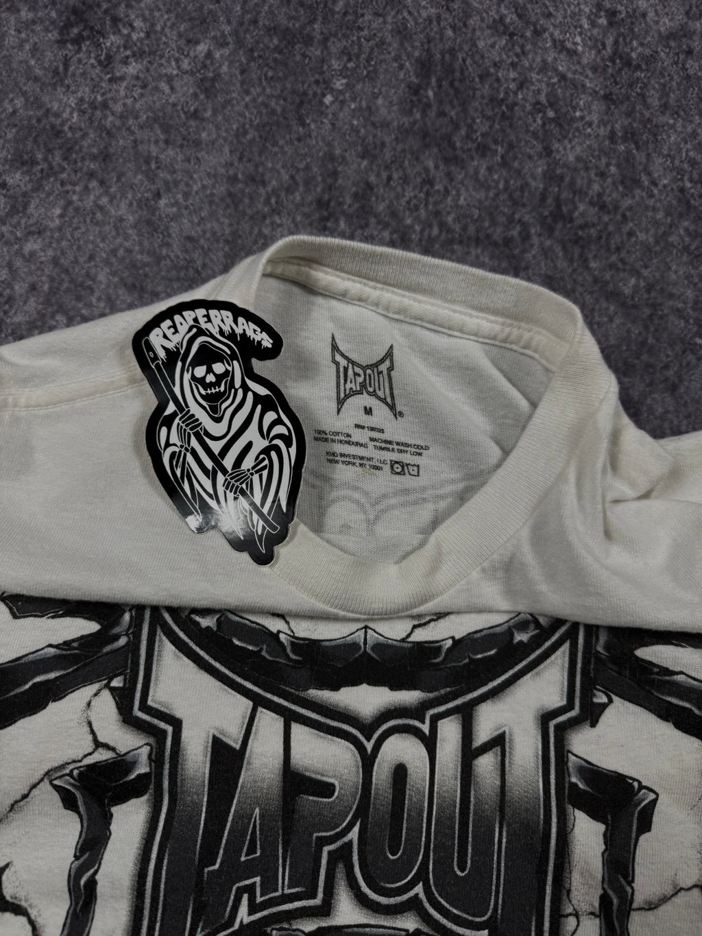 2000s tapout shirt (S)