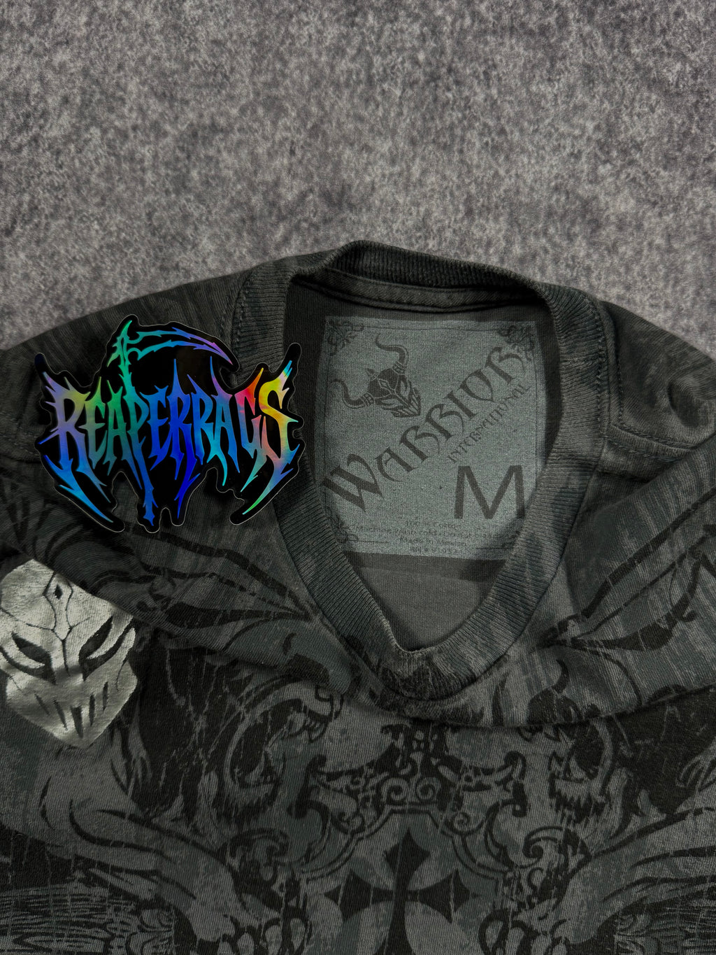 (rare) 2000s warrior shirt (M)